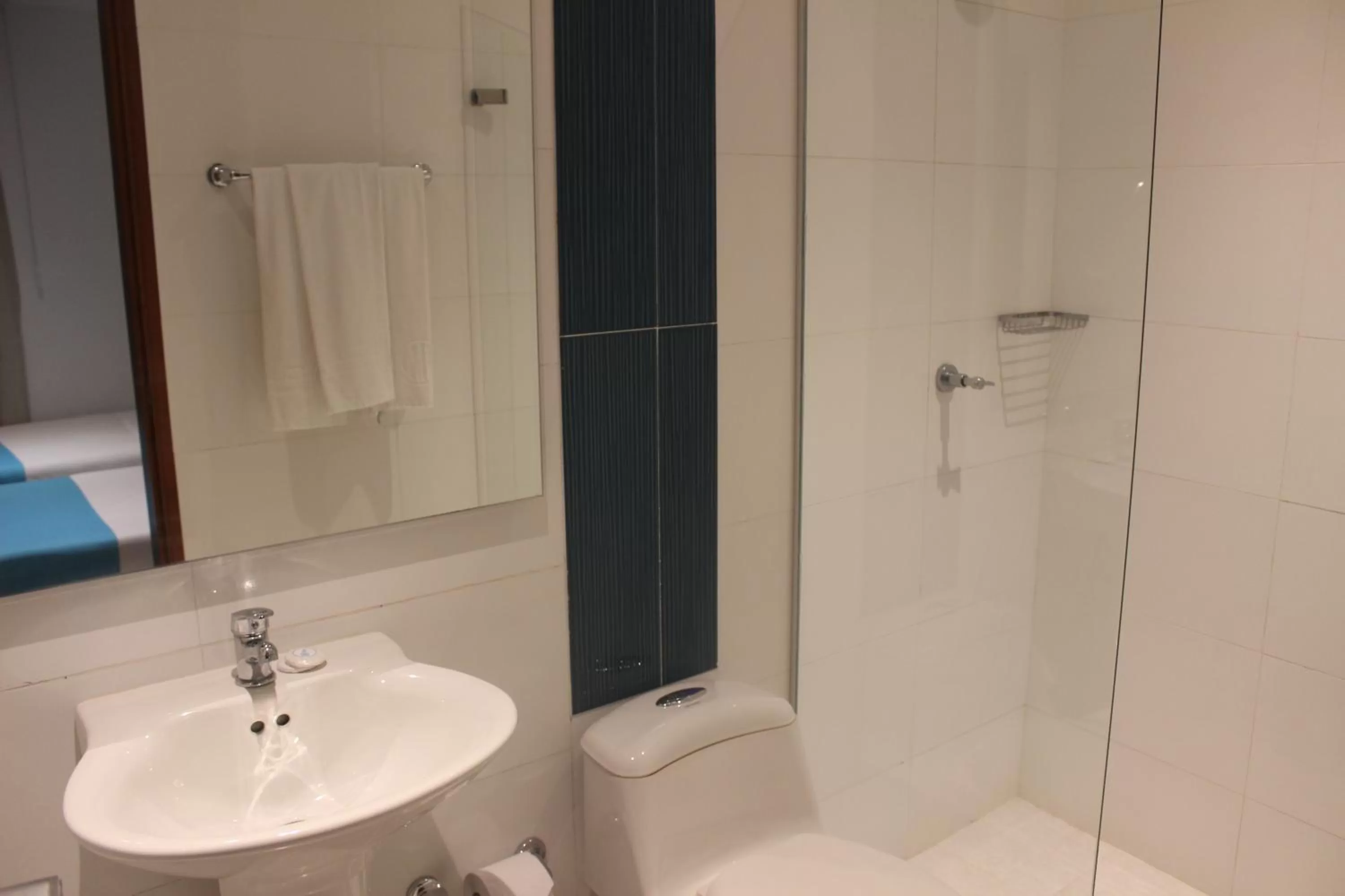 Bathroom in Hotel Monterrey