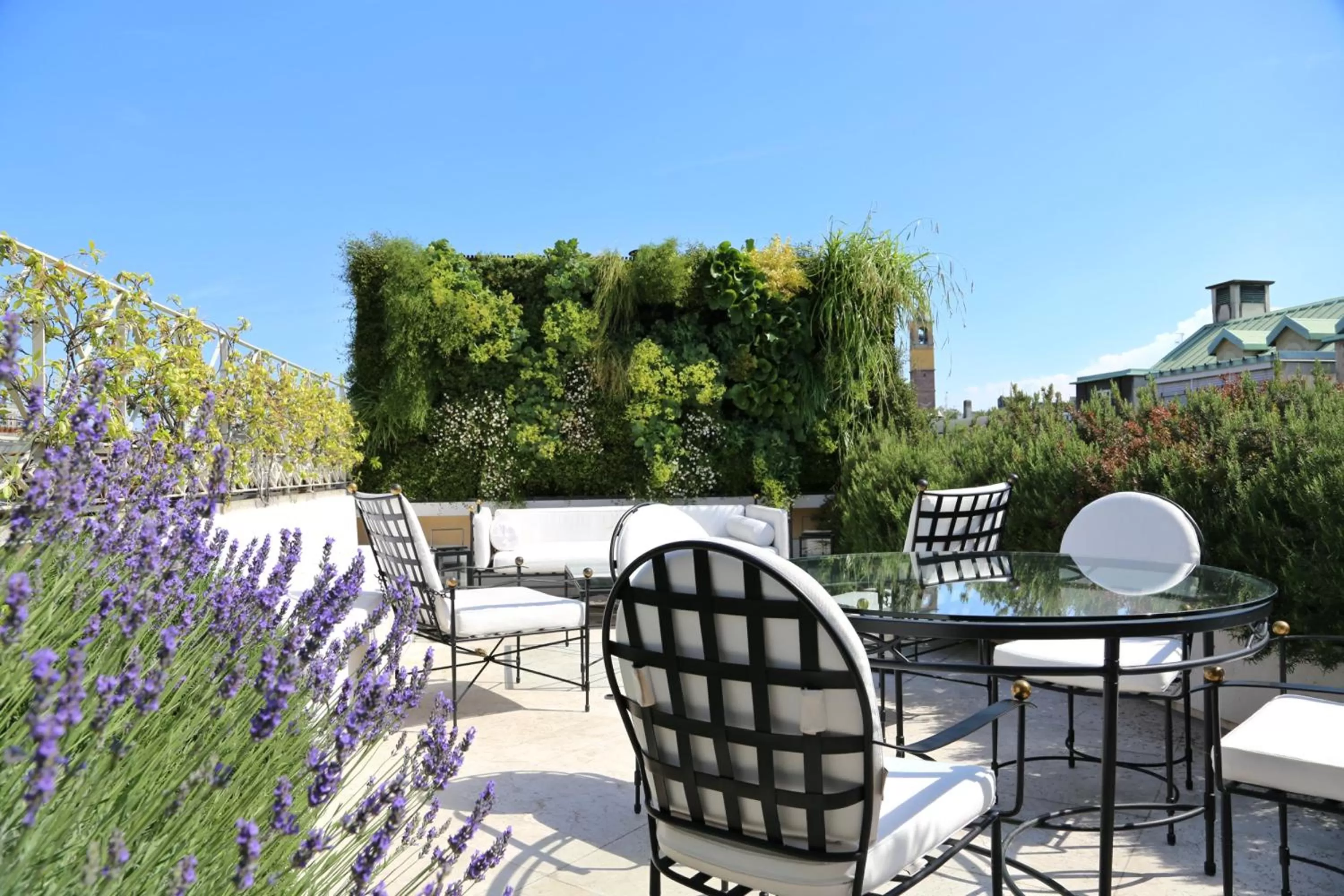 Balcony/Terrace in Four Seasons Hotel Milano