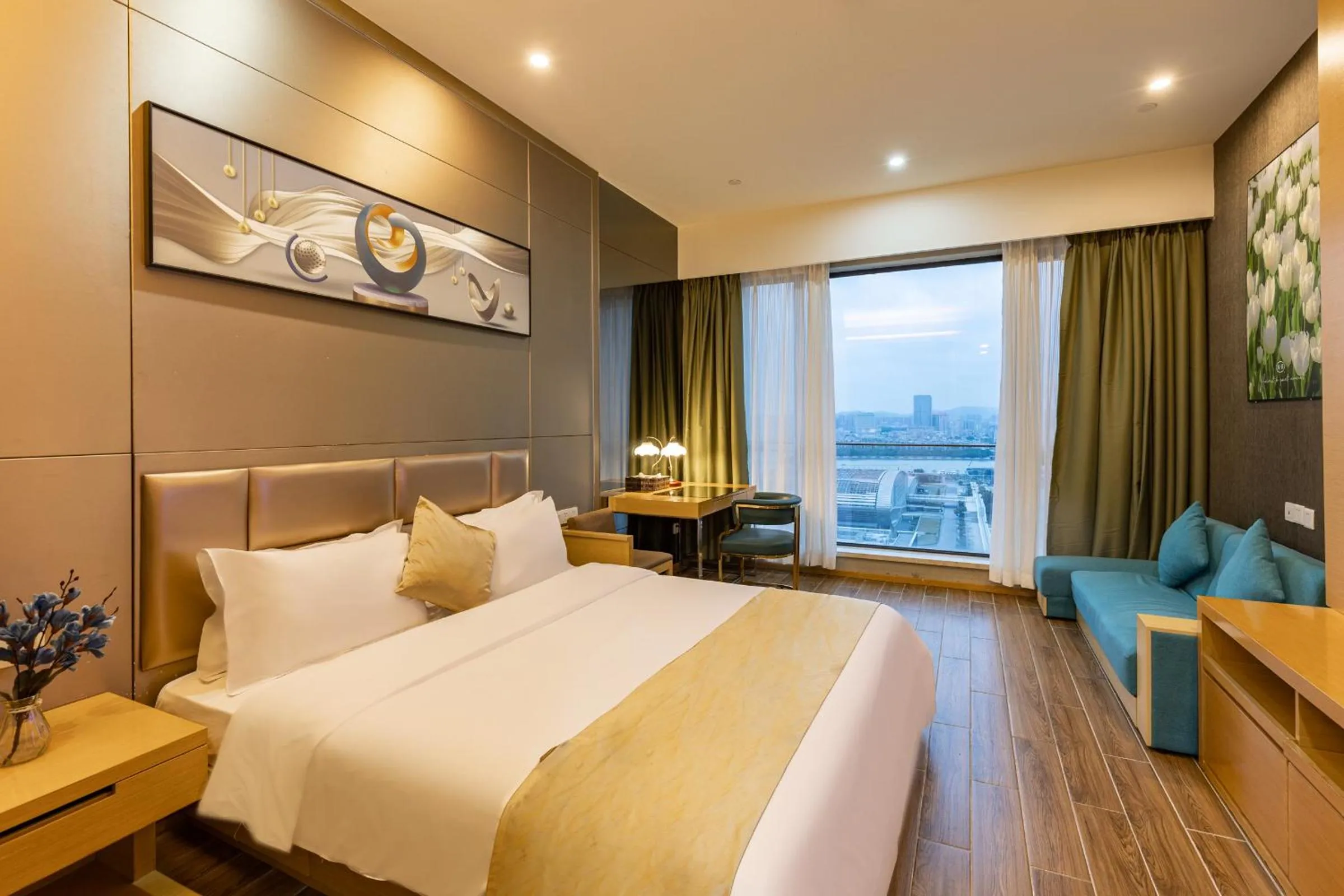 Natural landscape, Bed in Guangzhou Xing Yi International Apartment - Poly World Branch