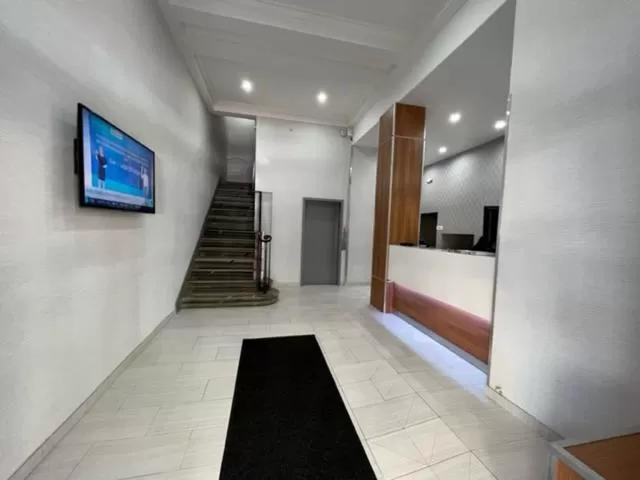 Lobby or reception in Super 8 by Wyndham San Francisco/Union Square Area