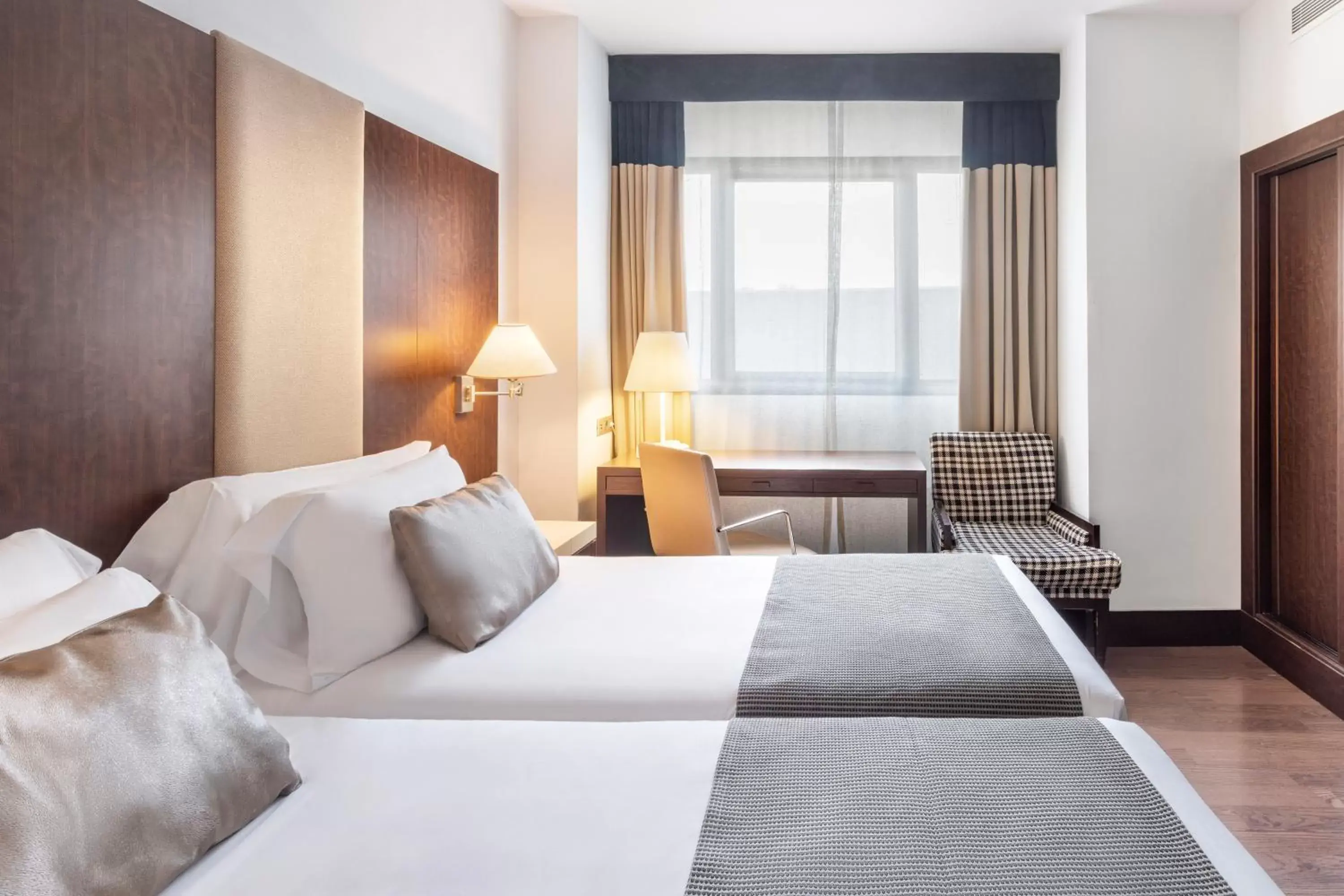 Standard Double or Twin Room in Catalonia El Retiro Standard Double or Twin Room in Catalonia El Retiro