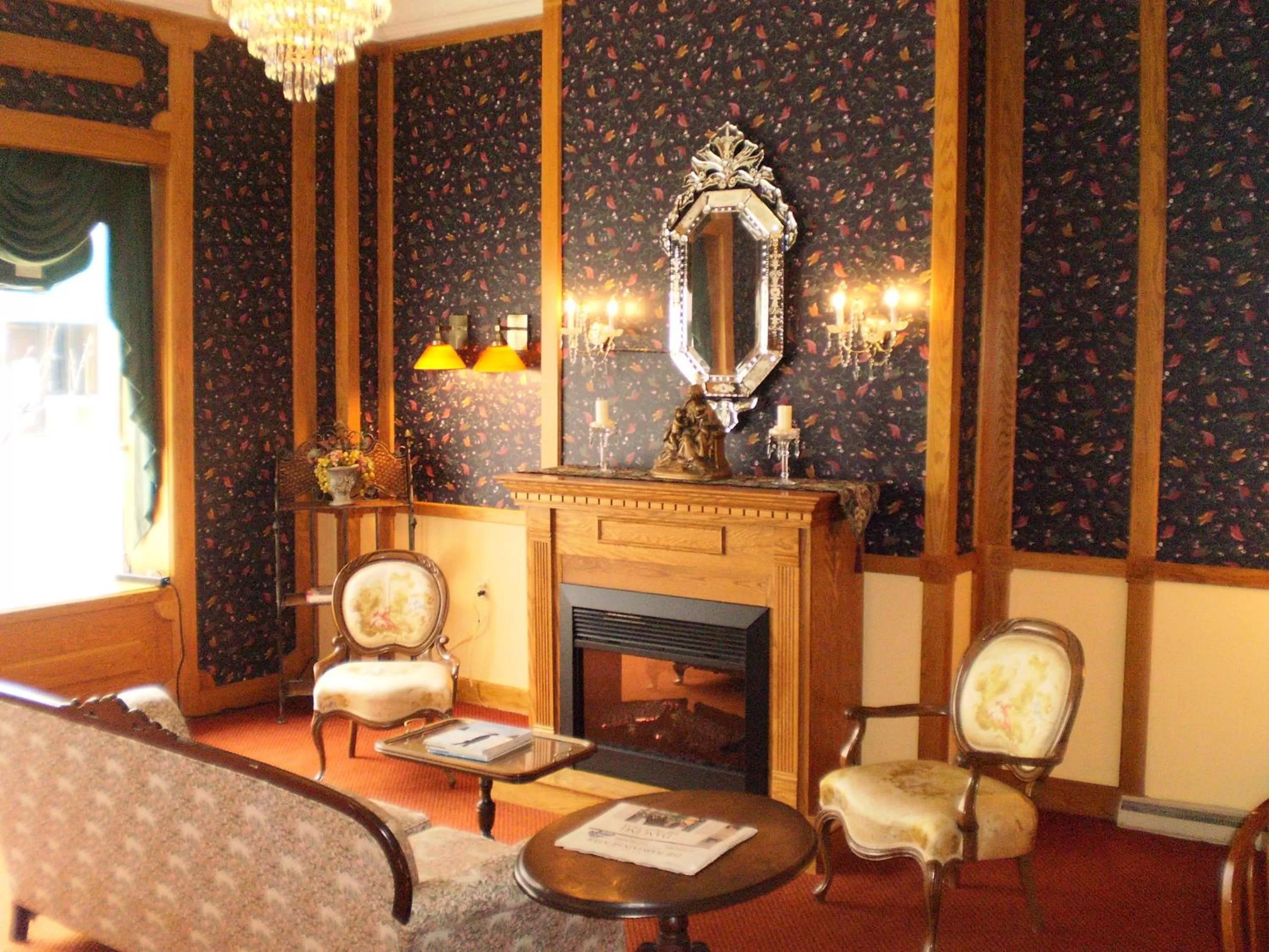 Lobby or reception in Hotel Millersburg