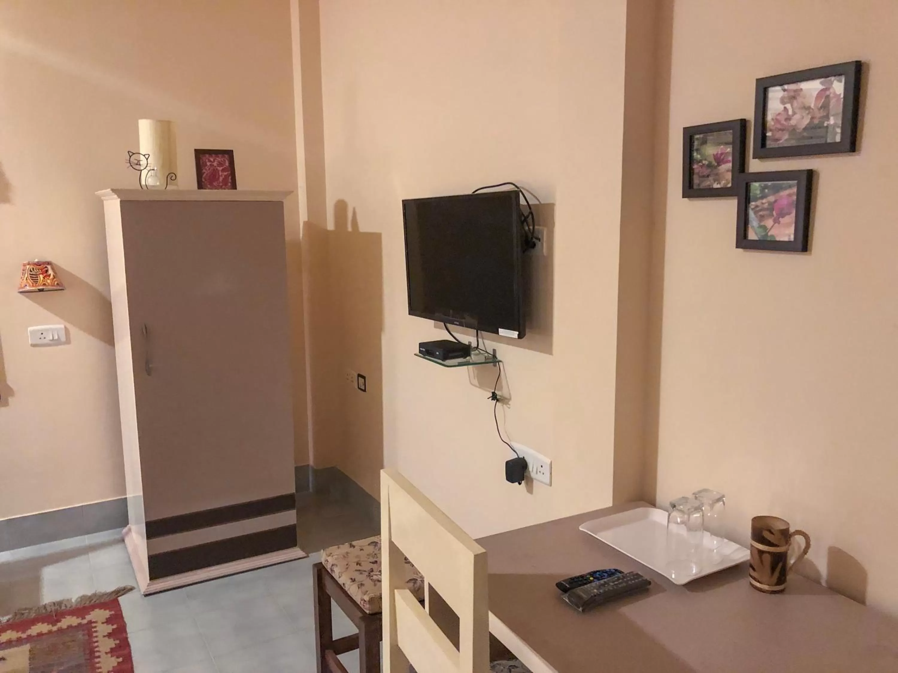 TV/Entertainment Center in Bougainvillea