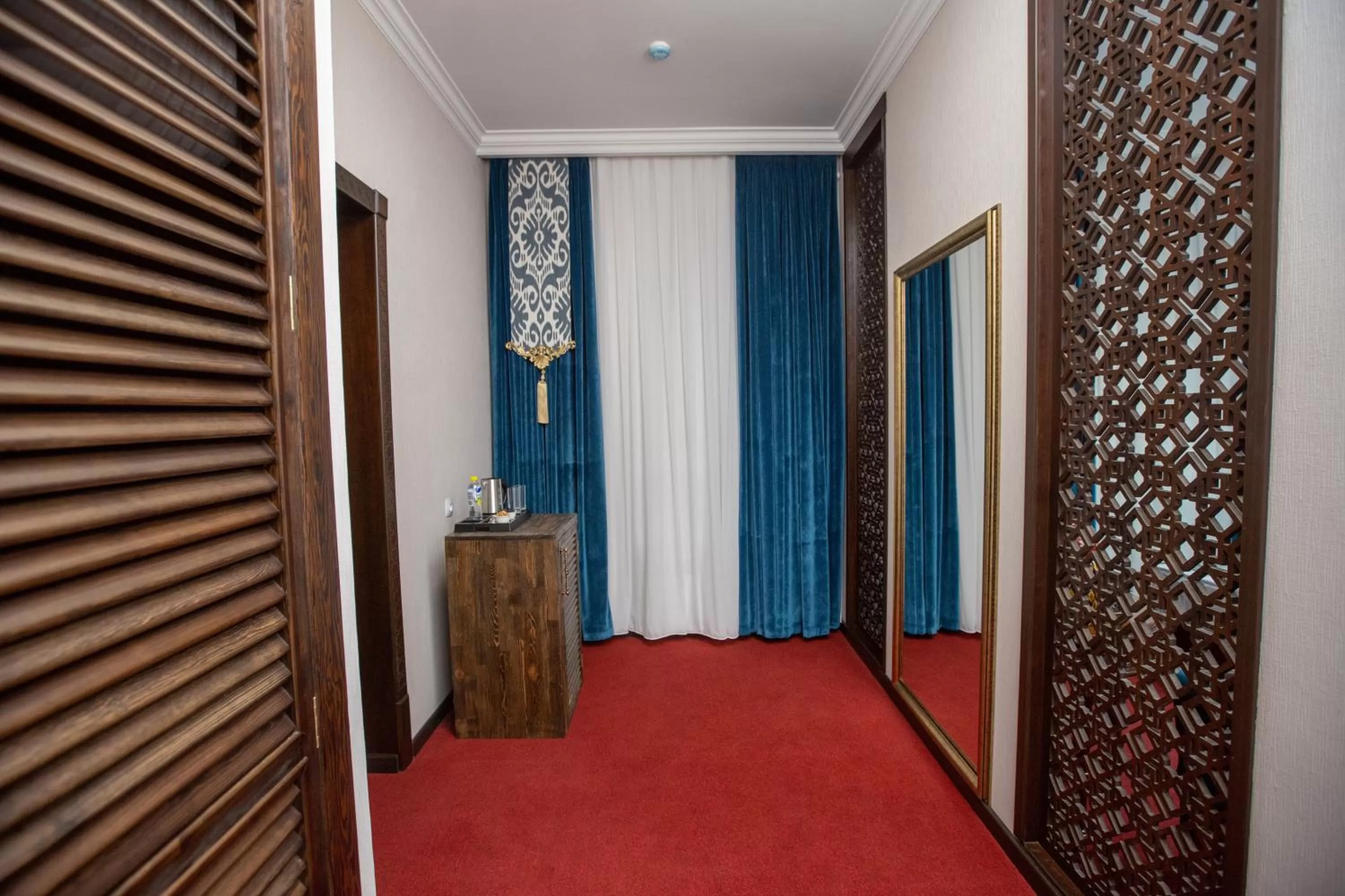 Decorative detail in The Shahar