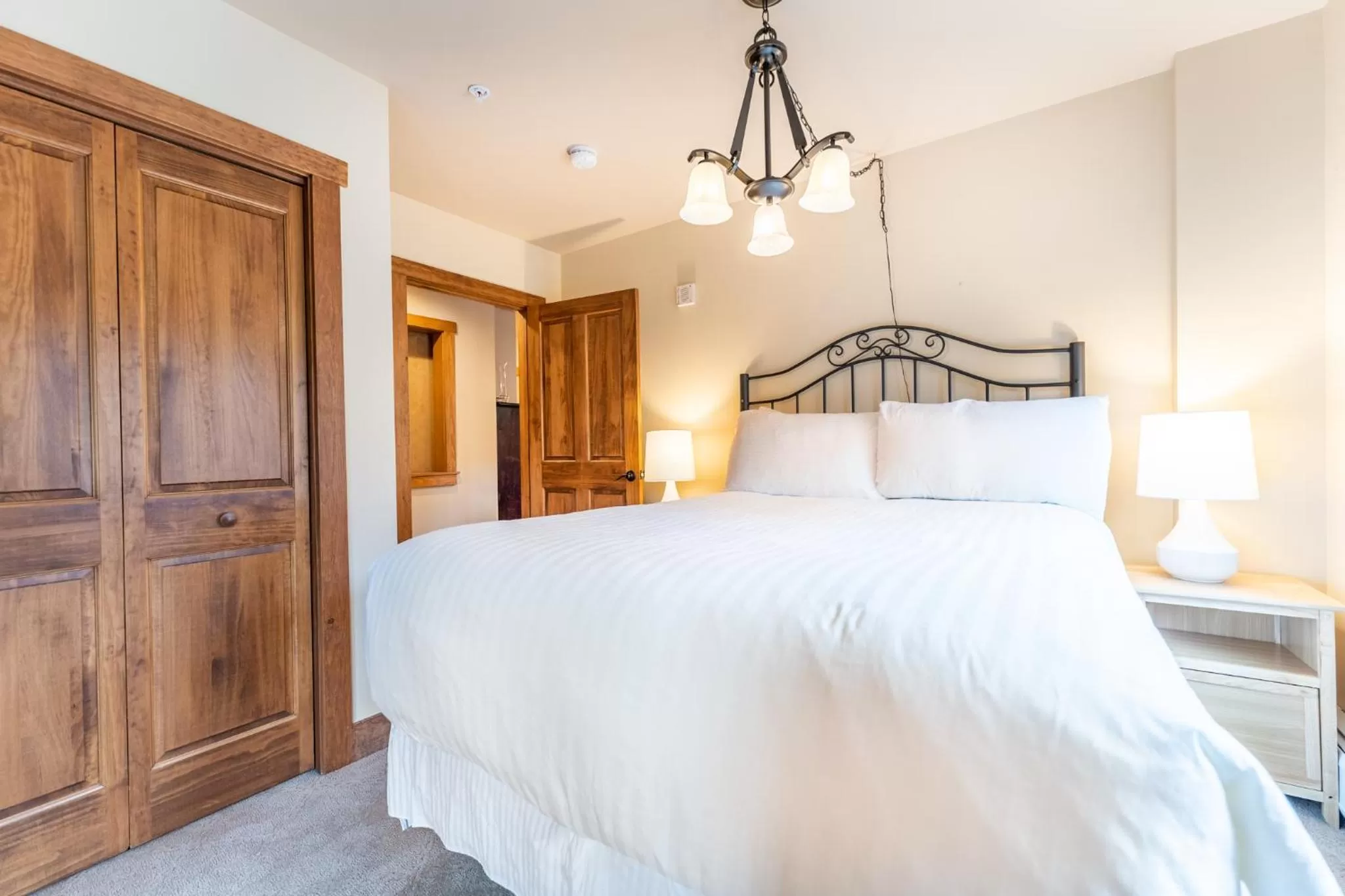 Bedroom, Bed in Red Hawk Lodge by Summit County Mountain Retreats
