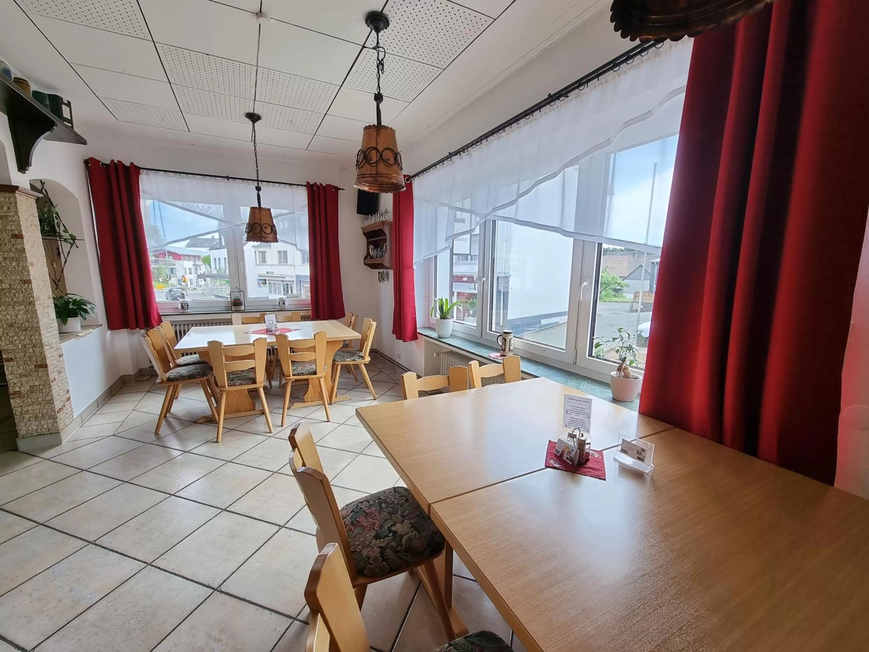 Restaurant/Places to Eat in Hotel Medebach - Zum Schwanenkönig