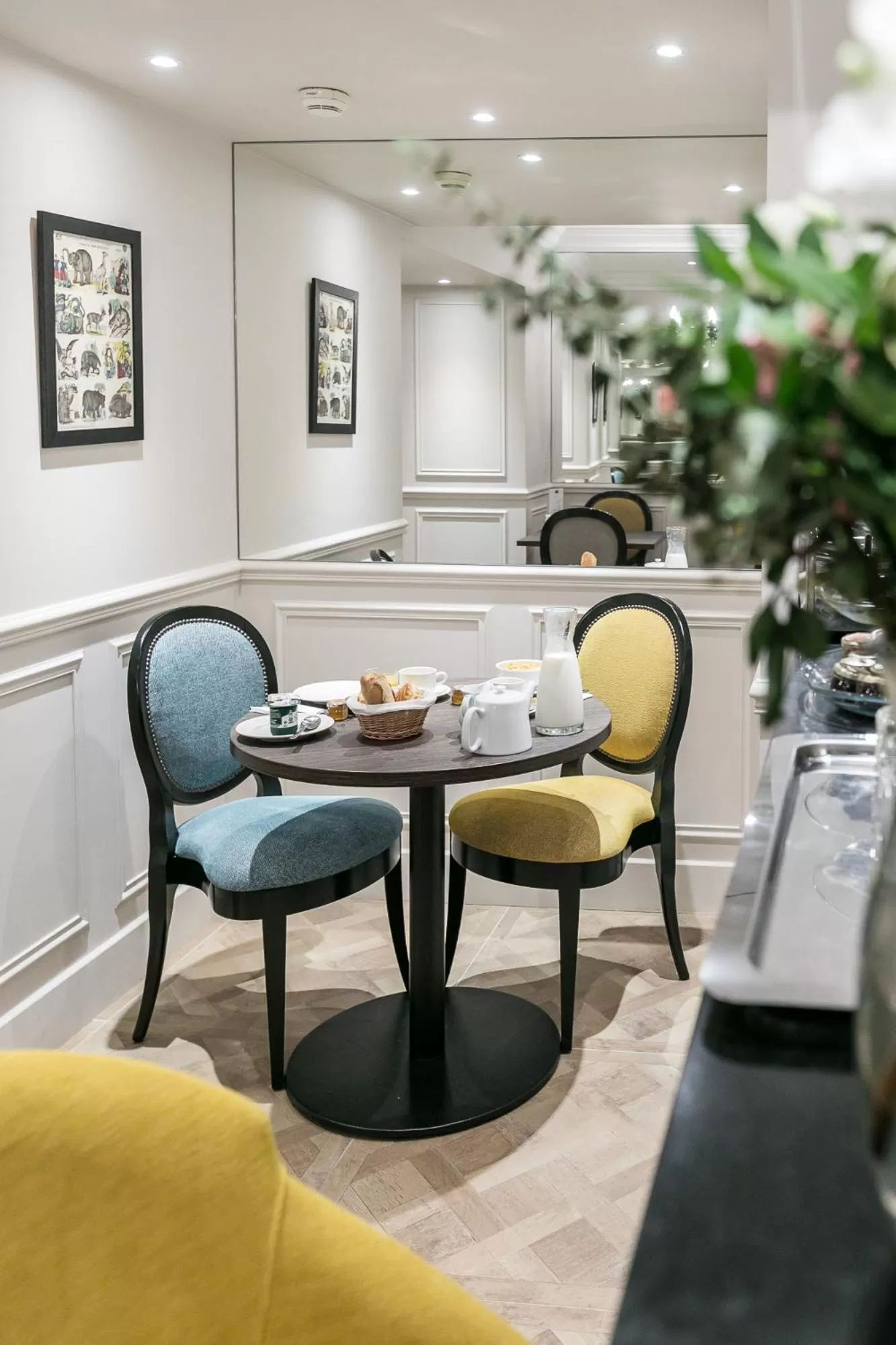 Dining area in Hotel Saint Christophe