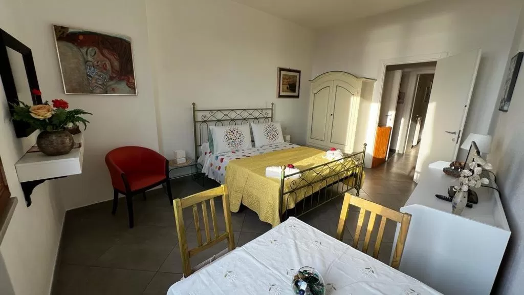 Photo of the whole room, Bed in B&B Camera Bellavista