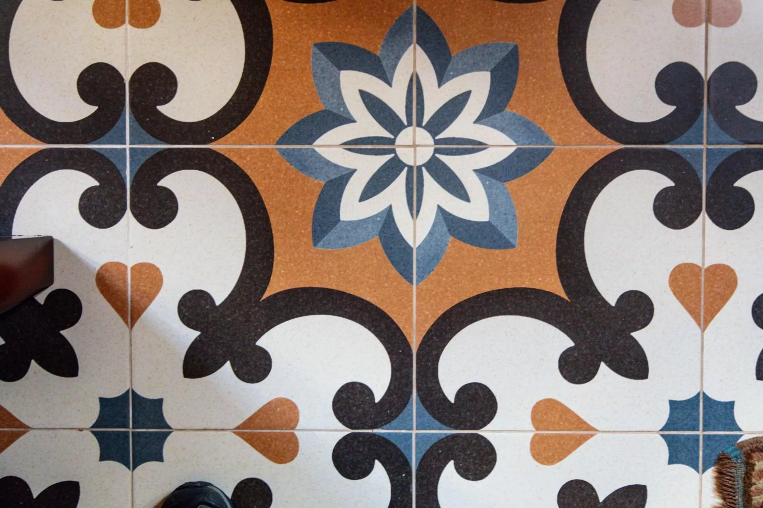 Decorative detail in The 3Cities Auberge