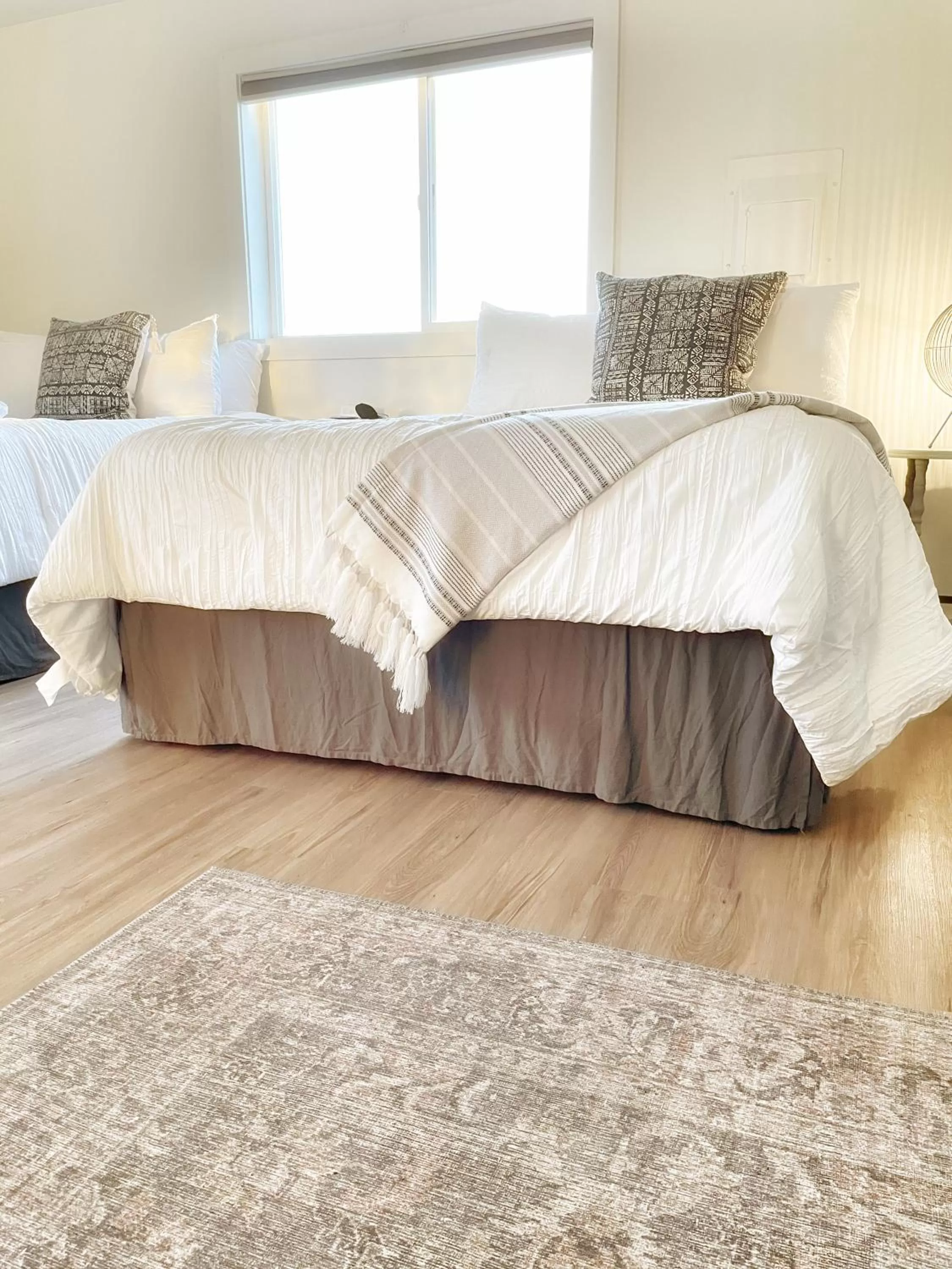 Bedroom, Bed in The Shack Inn