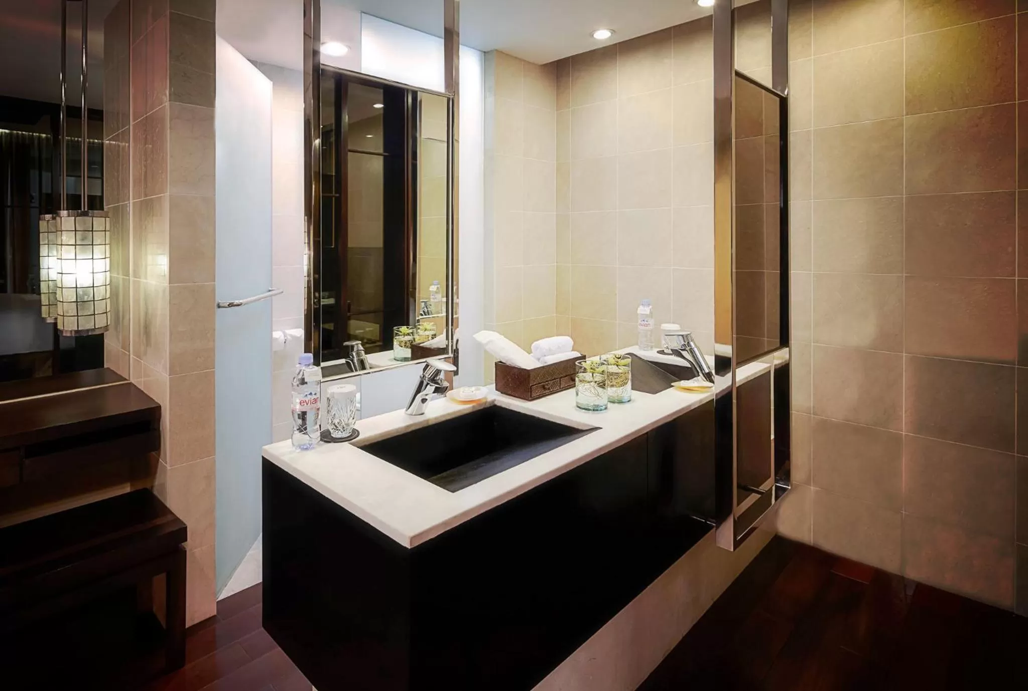 Bathroom in Sofitel Philippine Plaza Manila