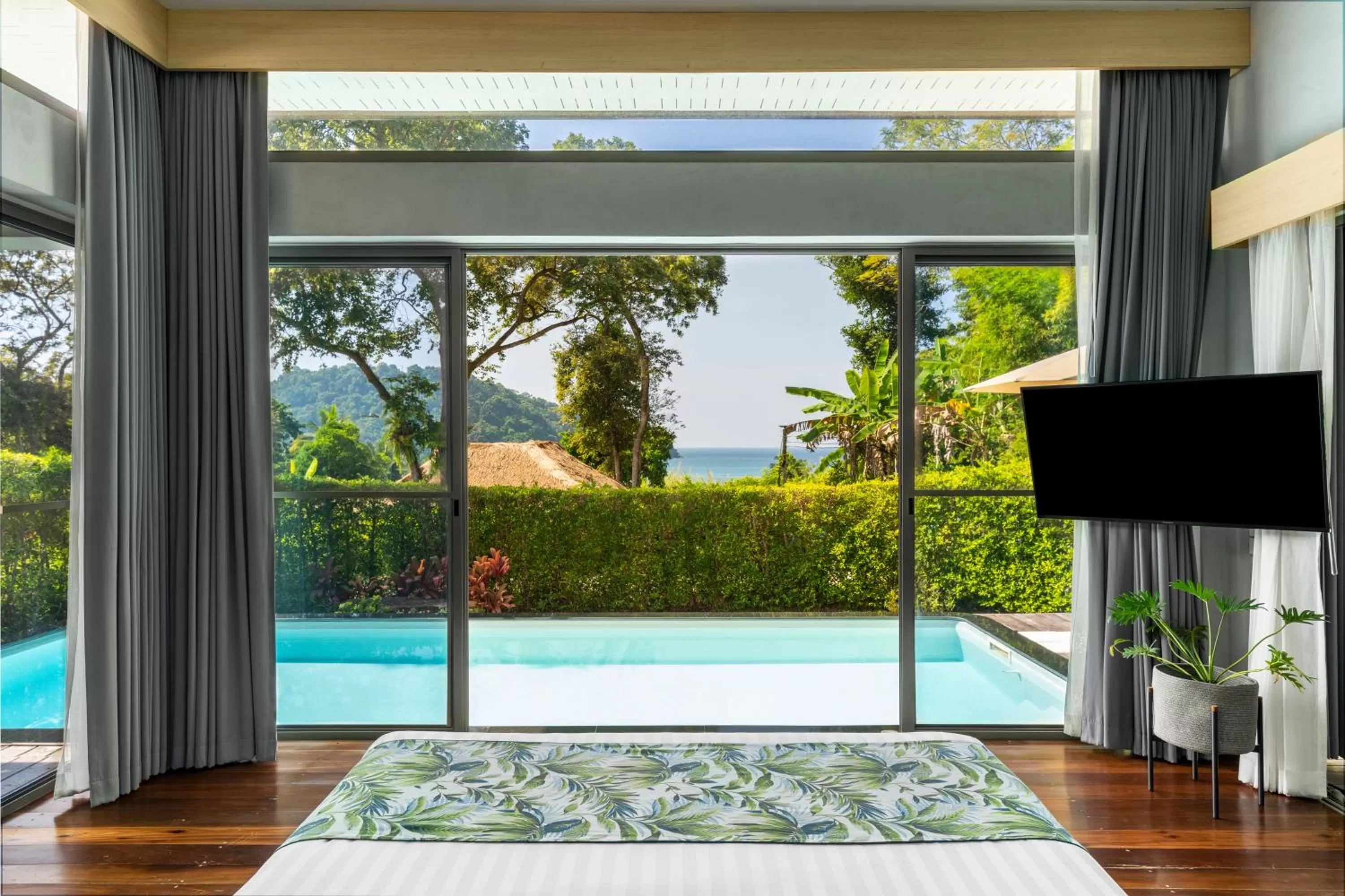 Bed in The Beach Natural Resort Koh Kood