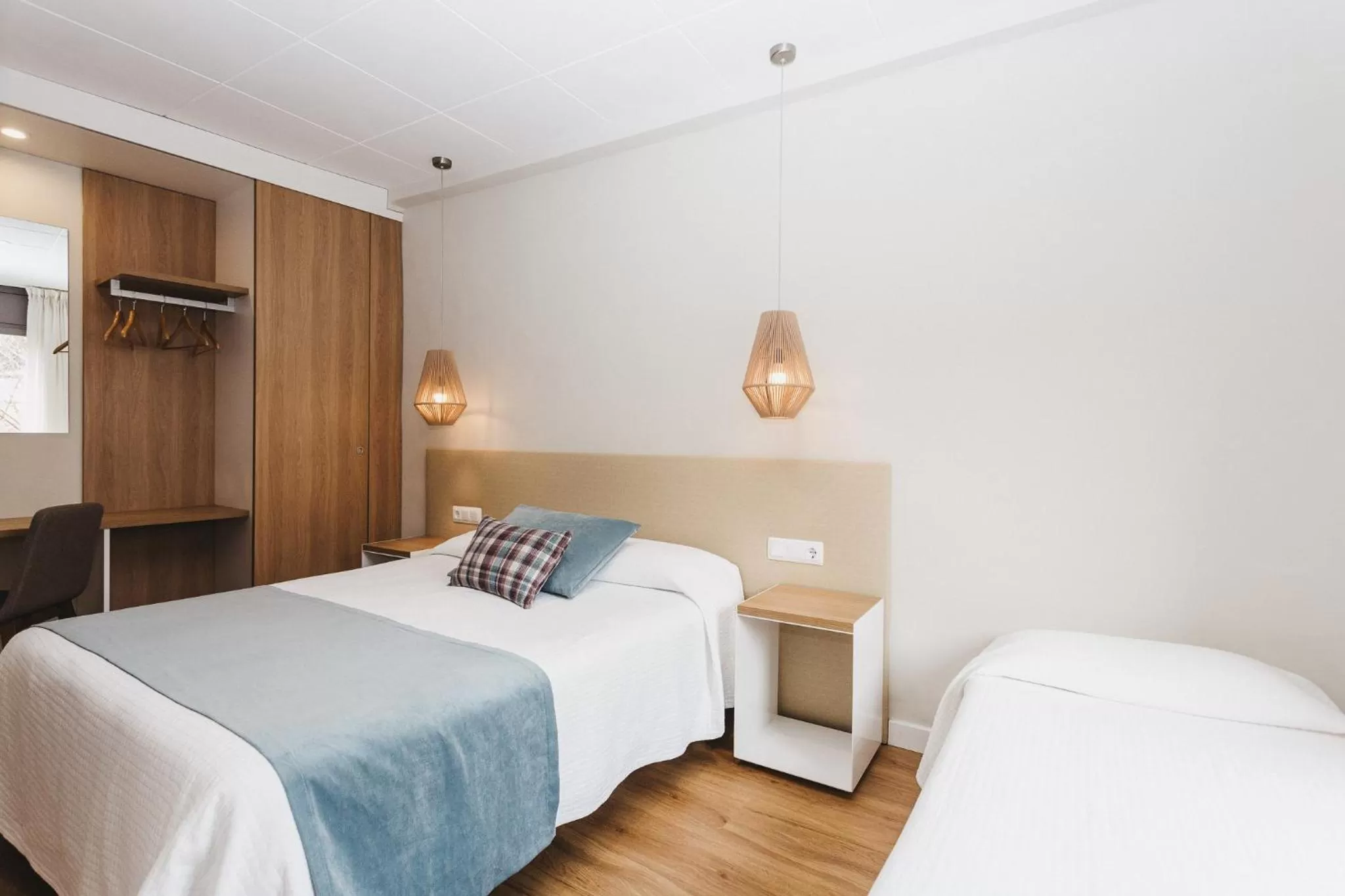 Bedroom, Bed in Hotel Catalunya Ribes de Freser