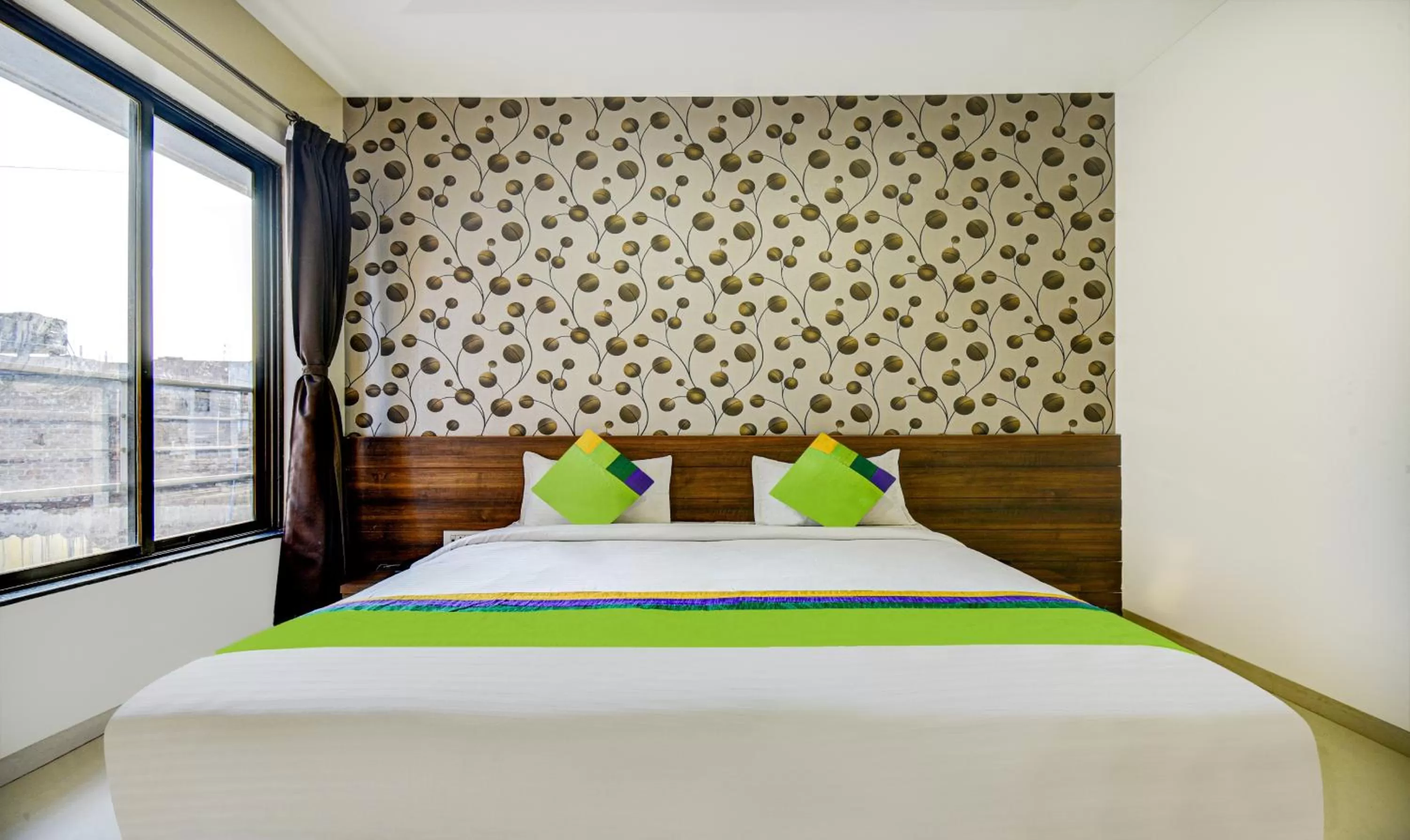 Bedroom, Bed in Treebo Trend Kuber Inn
