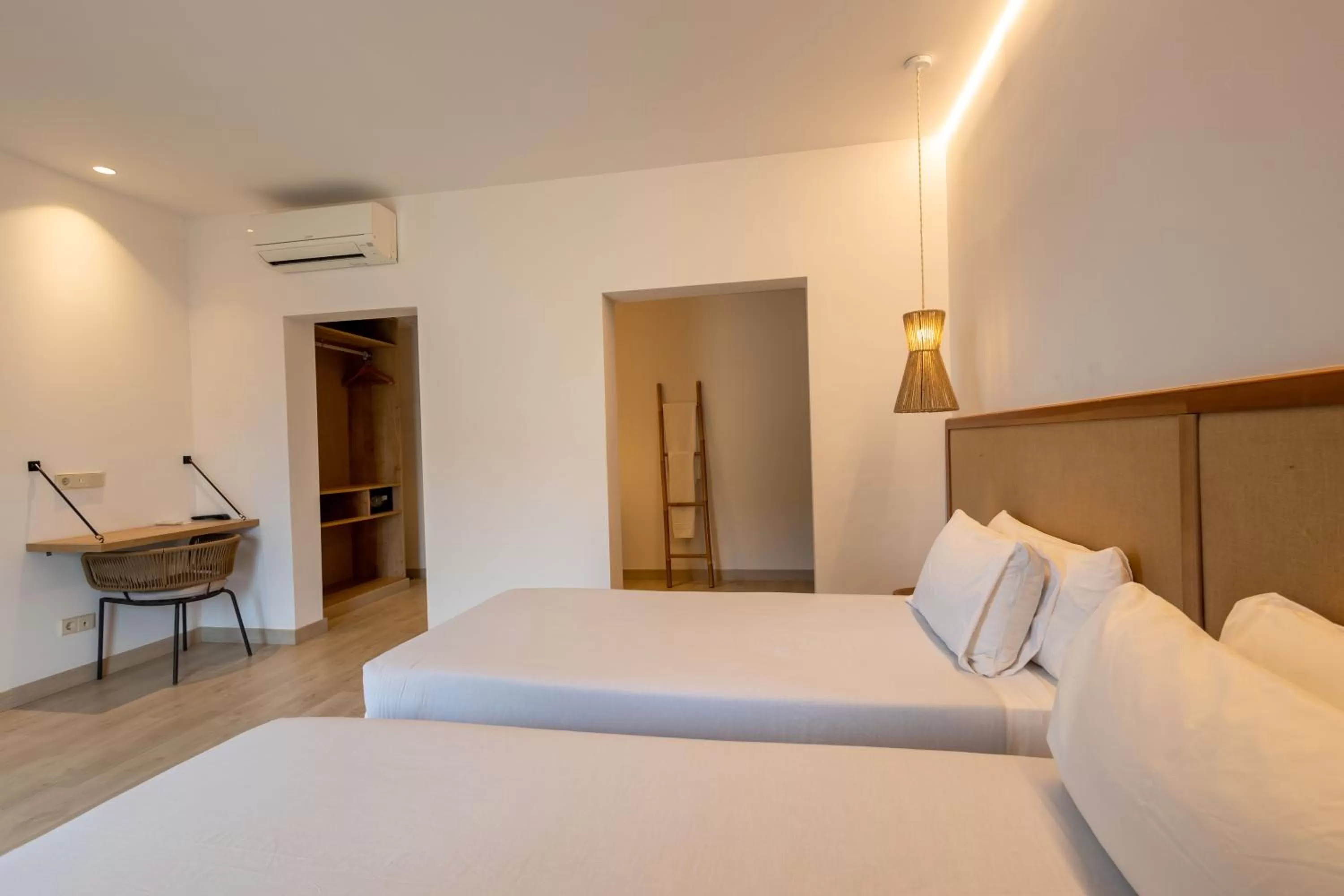 Bedroom, Bed in Play Hotel Ibiza - Adults Only
