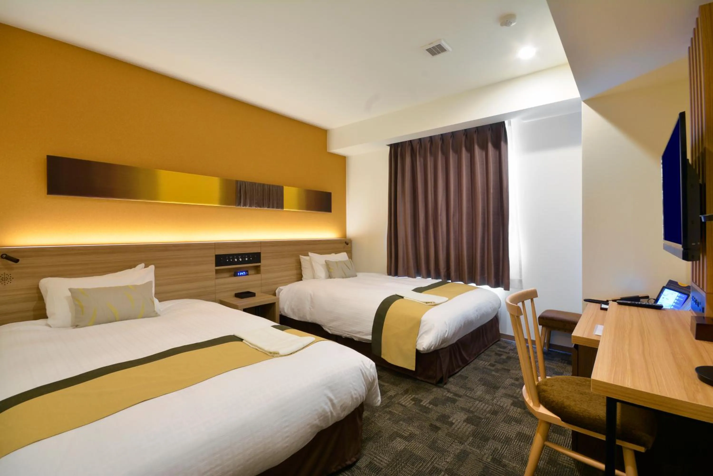 Photo of the whole room, Bed in Rembrandt Style Tokyo Nishikasai Grande