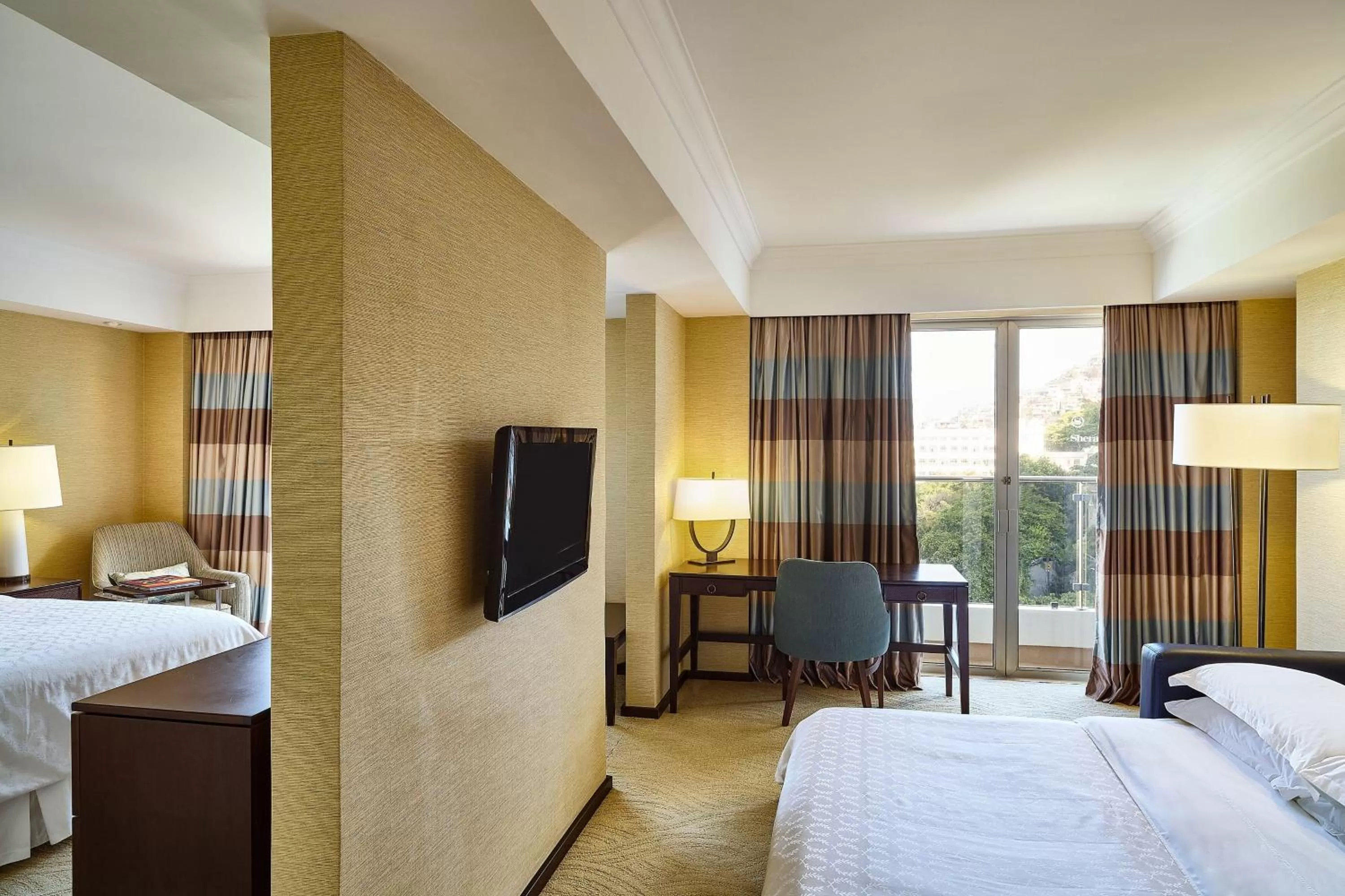 Photo of the whole room, Bed in Sheraton Grand Rio Hotel & Resort