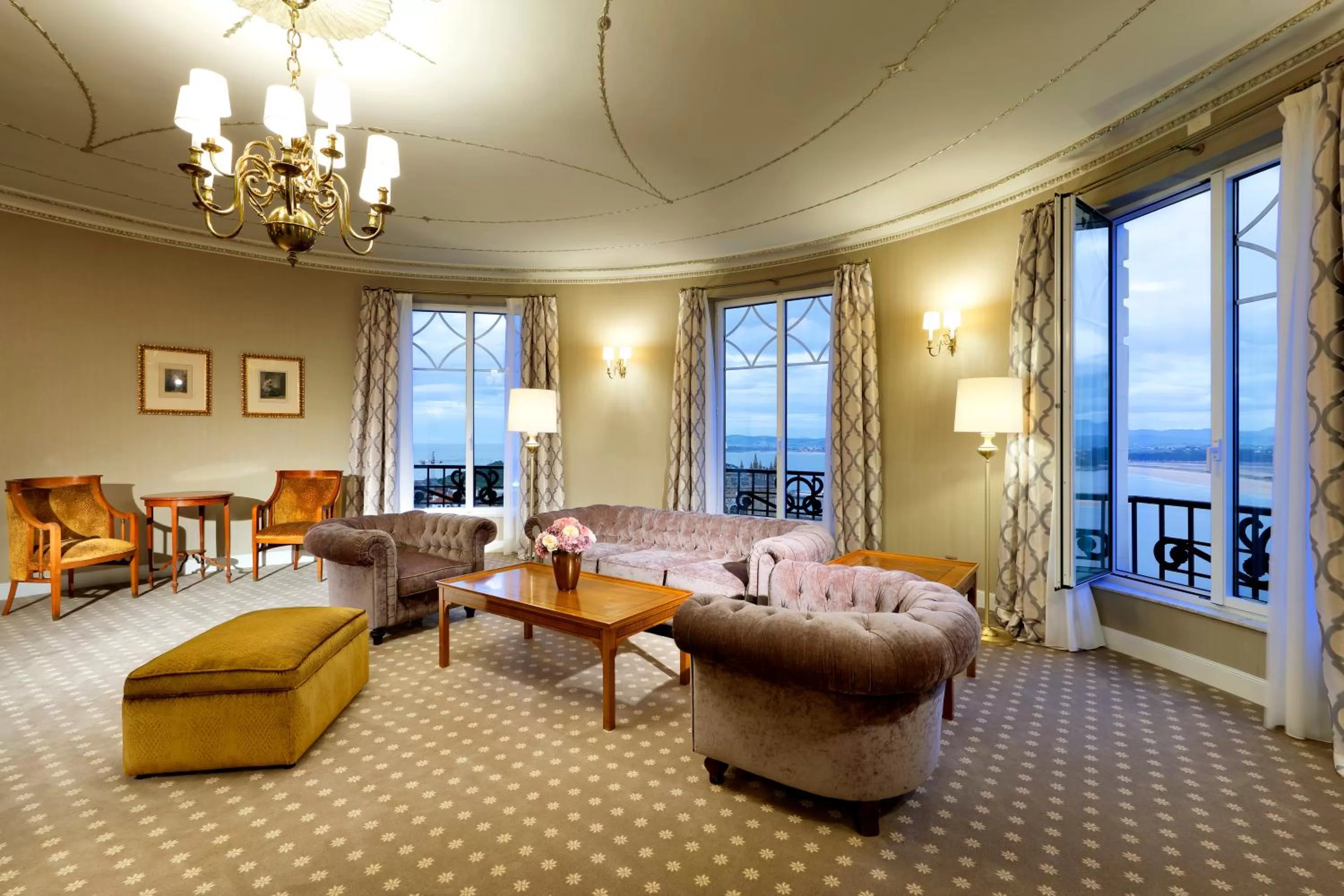 Living room in Eurostars Hotel Real