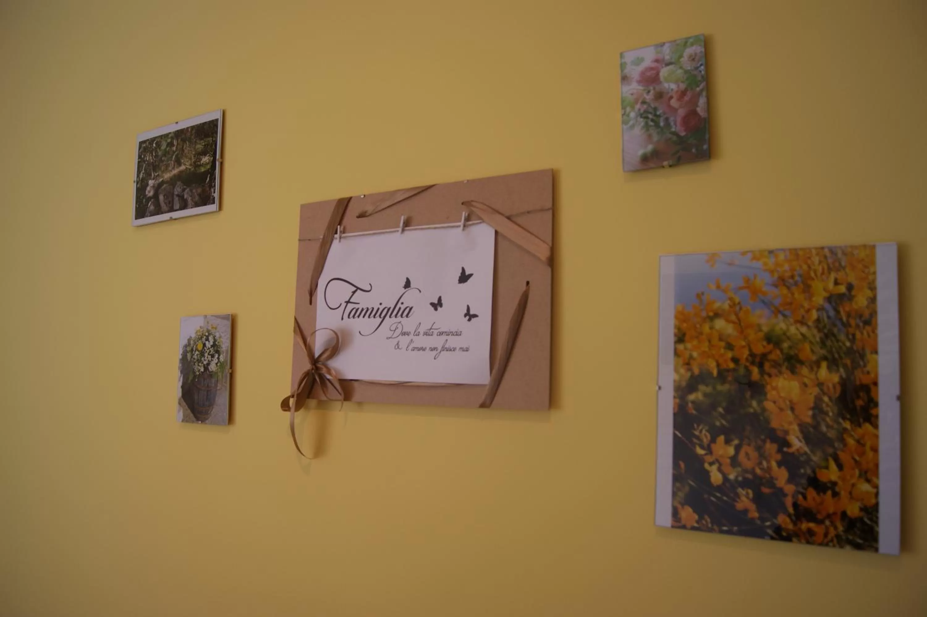 Decorative detail, TV/Entertainment Center in Arome B&B