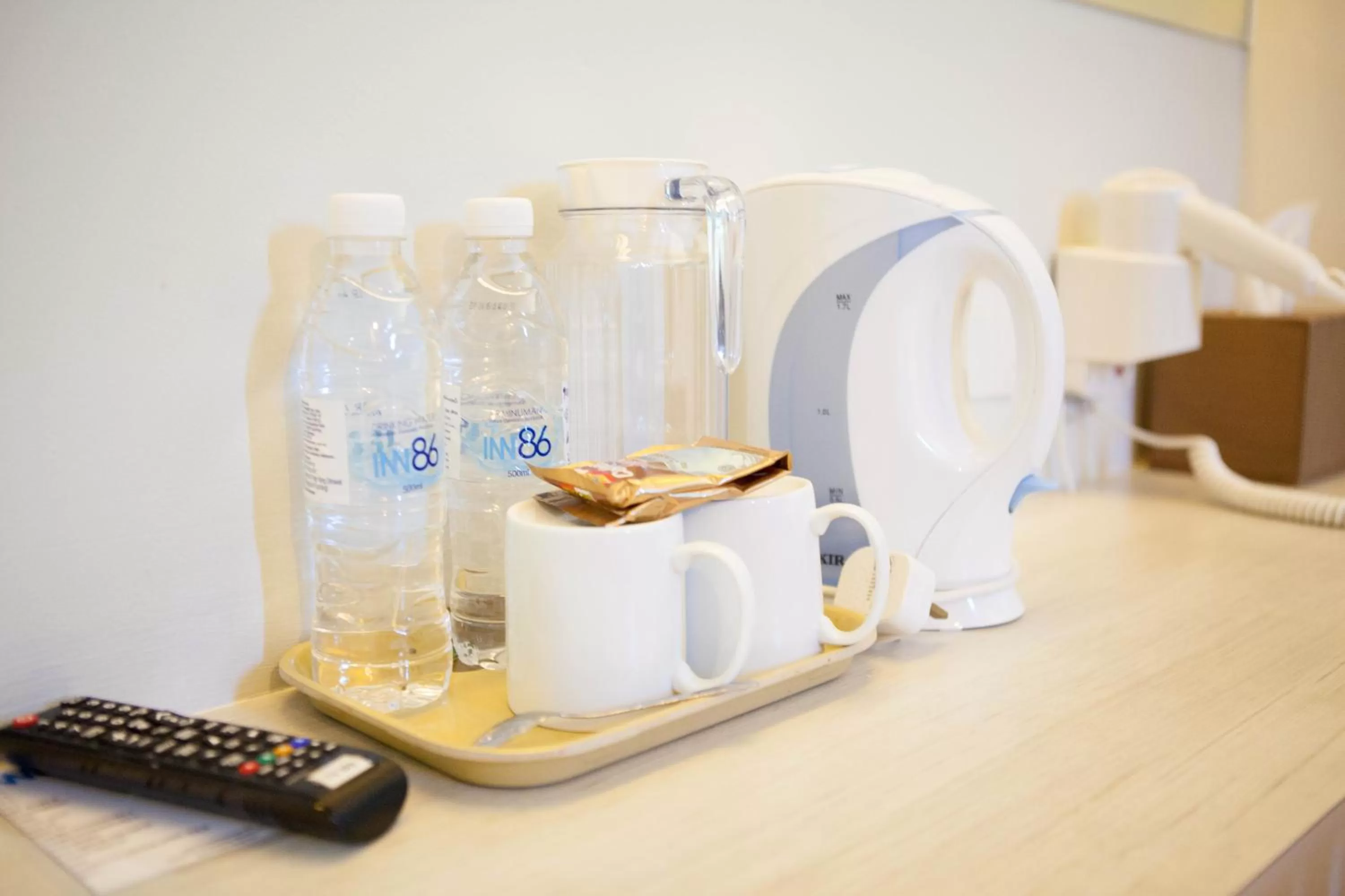 Coffee/tea facilities in Inn86