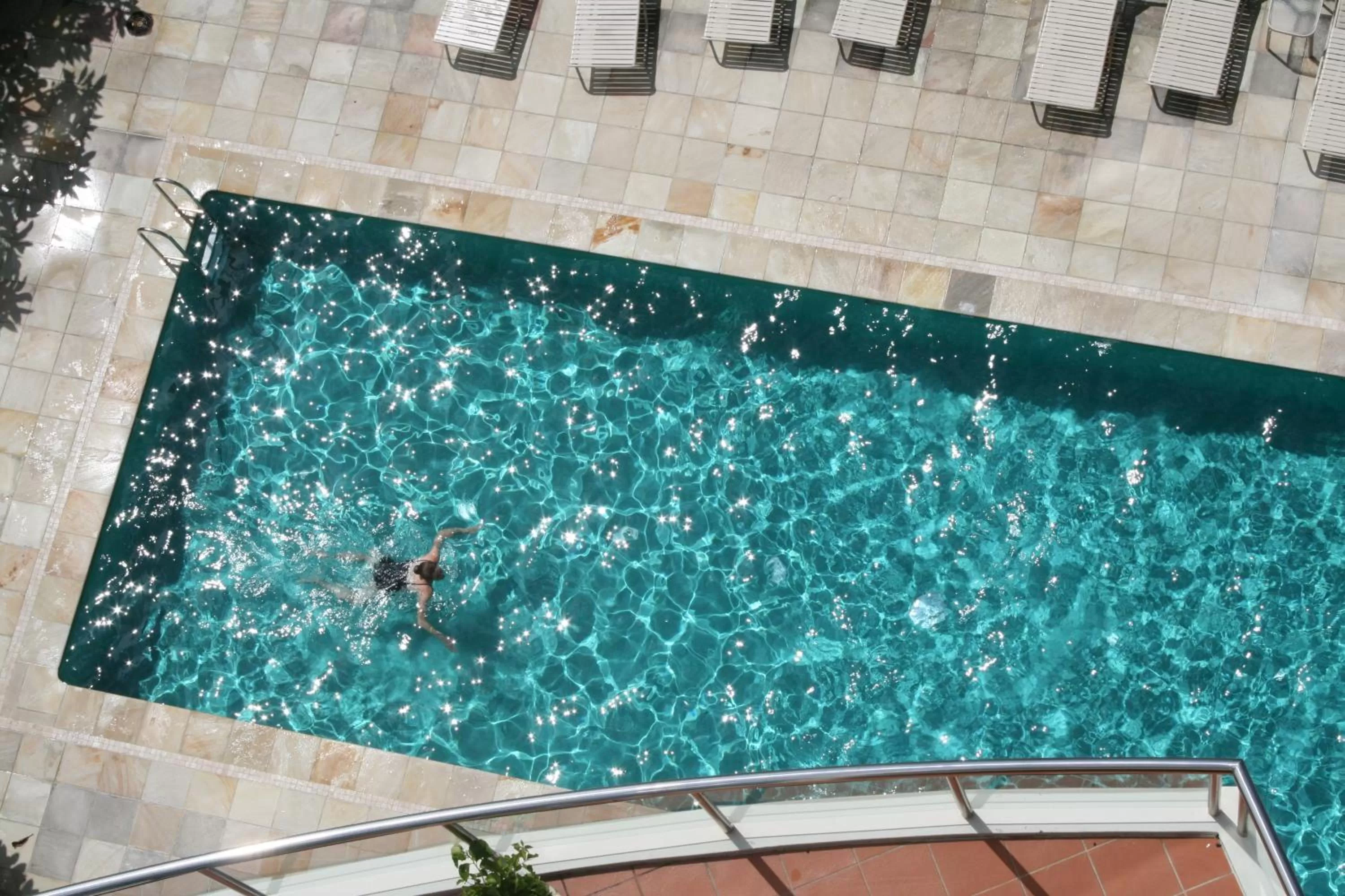 BBQ facilities, Swimming Pool in Sunrise Luxury Apartments