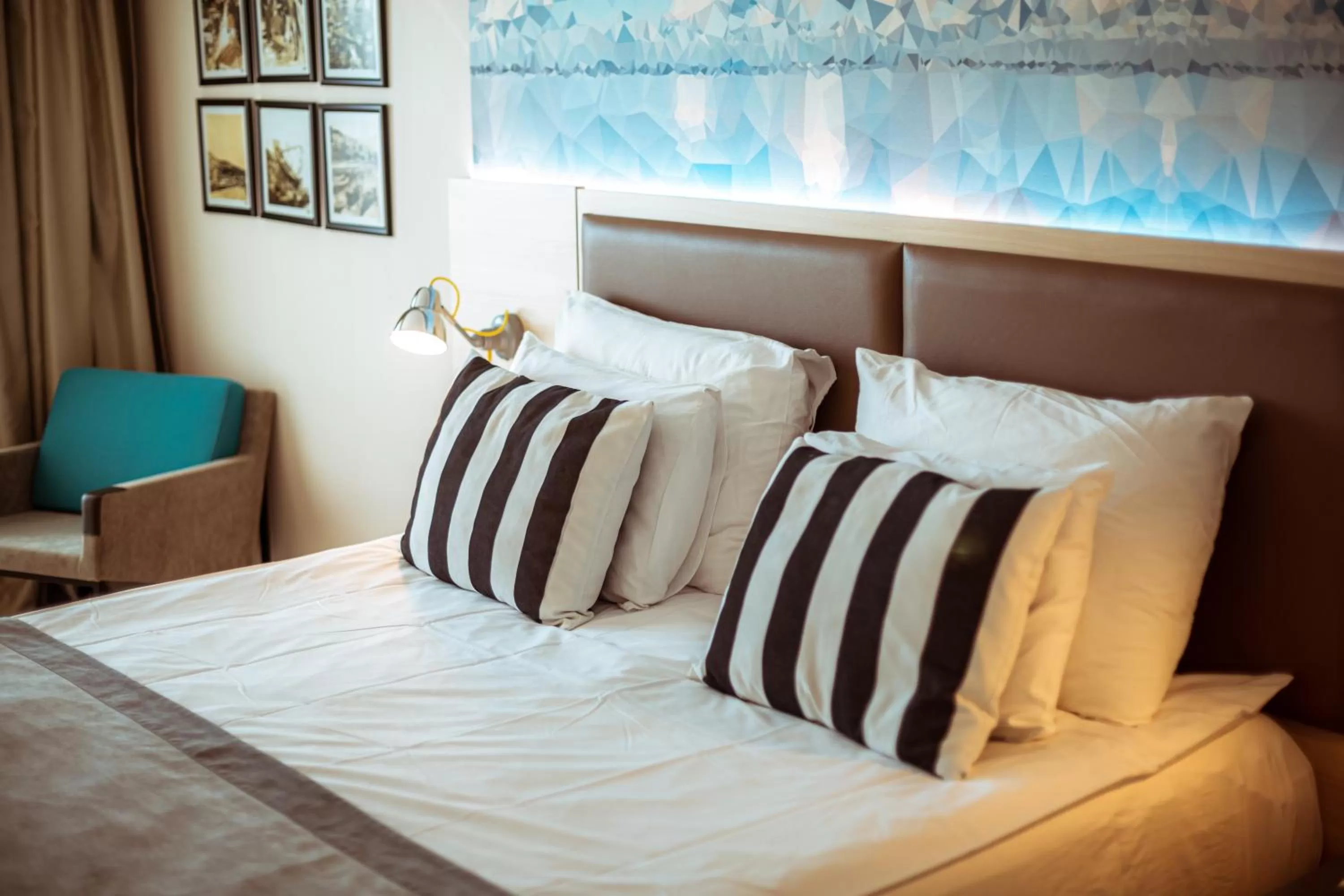 Bed in Sunprime C-Lounge - Adult Only