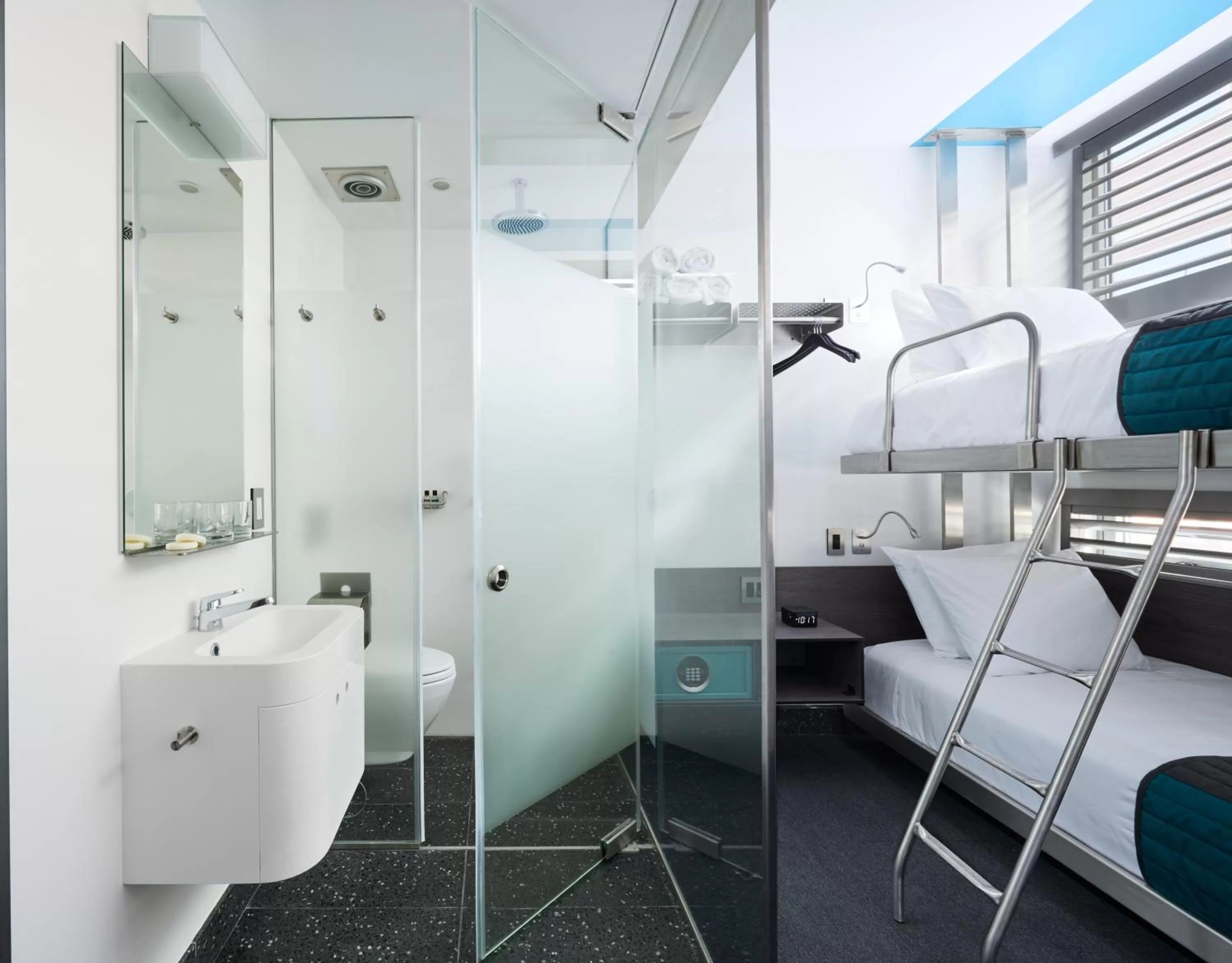 bunk bed in Pod Brooklyn