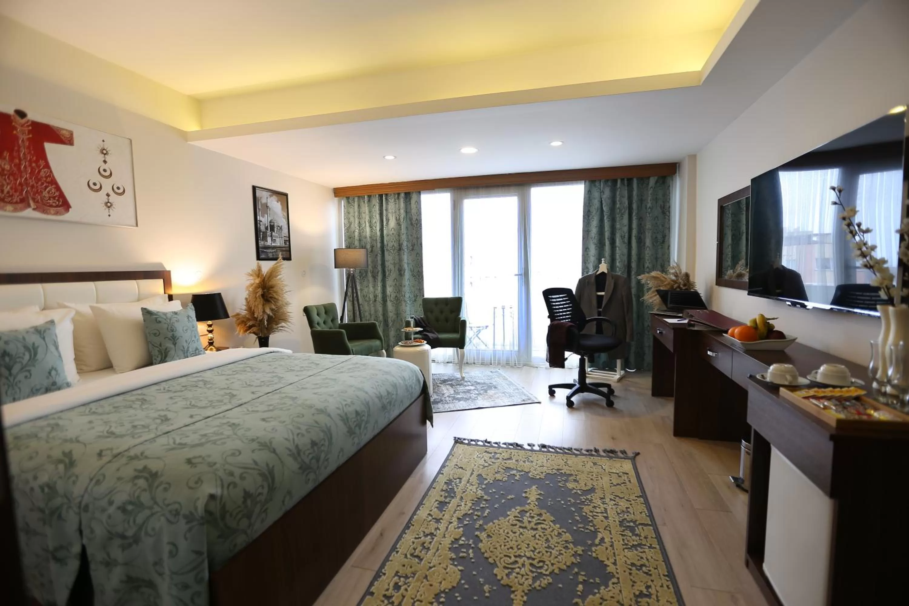 Photo of the whole room, Bed in Cebeci Grand Hotel