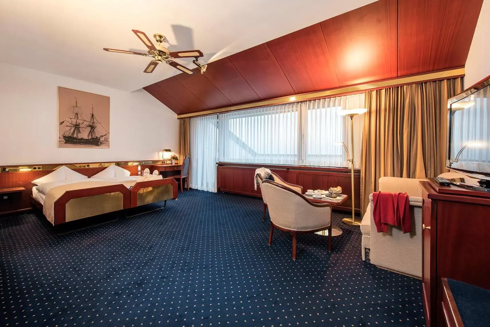 Junior Suite with Lake View in Bad Horn - Hotel & Spa Junior Suite with Lake View in Bad Horn - Hotel & Spa