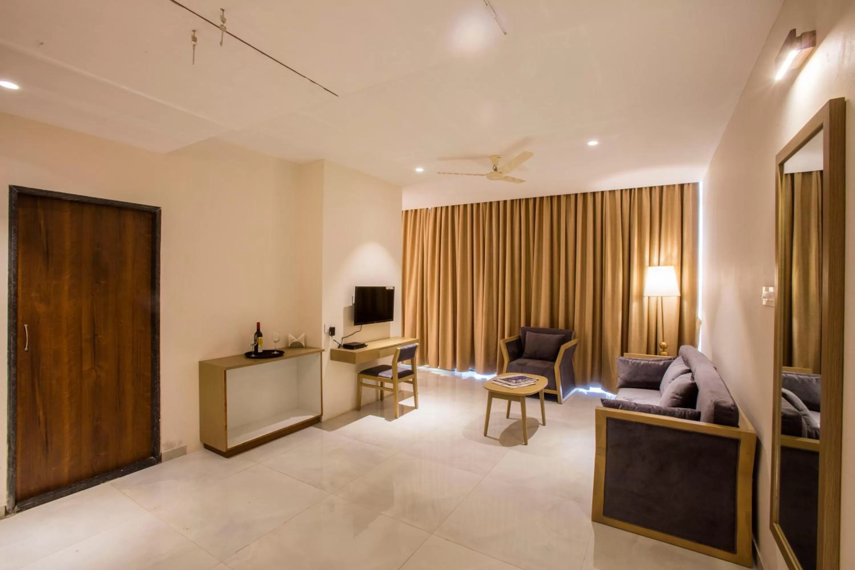 Living room, Seating Area in Sapphire Premium Hotel & Suite