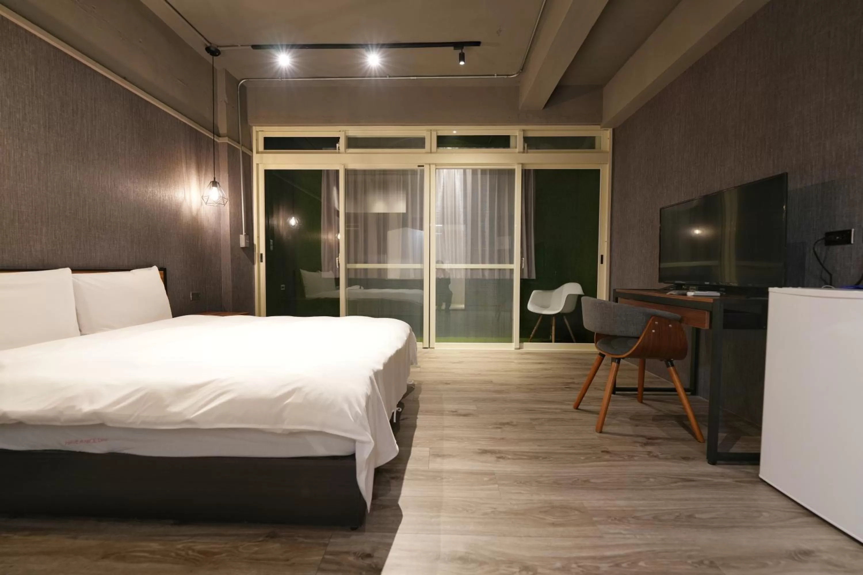 Bedroom, Bed in Puremeworld Hotel