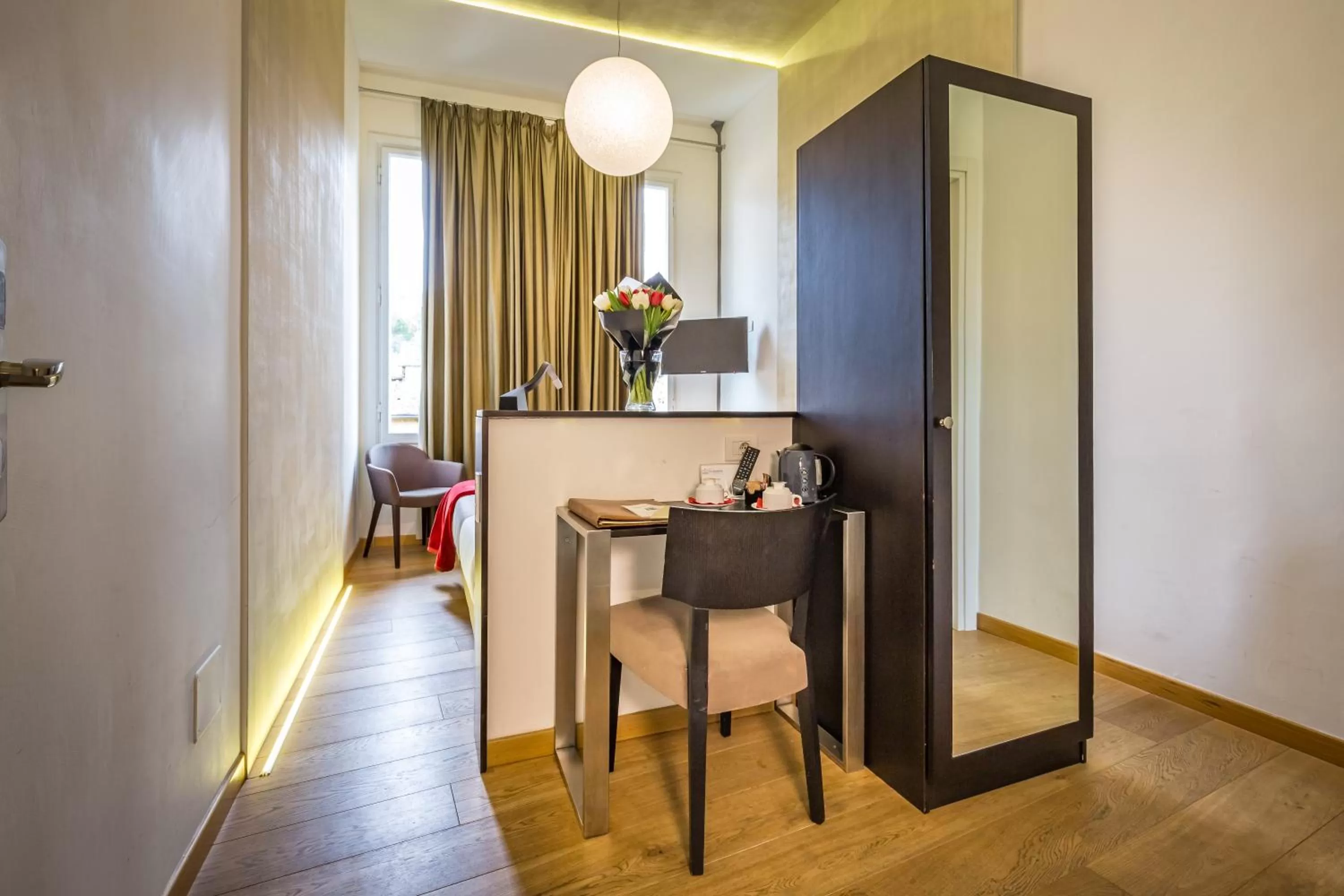 Bedroom in Hotel La Scaletta al Ponte Vecchio