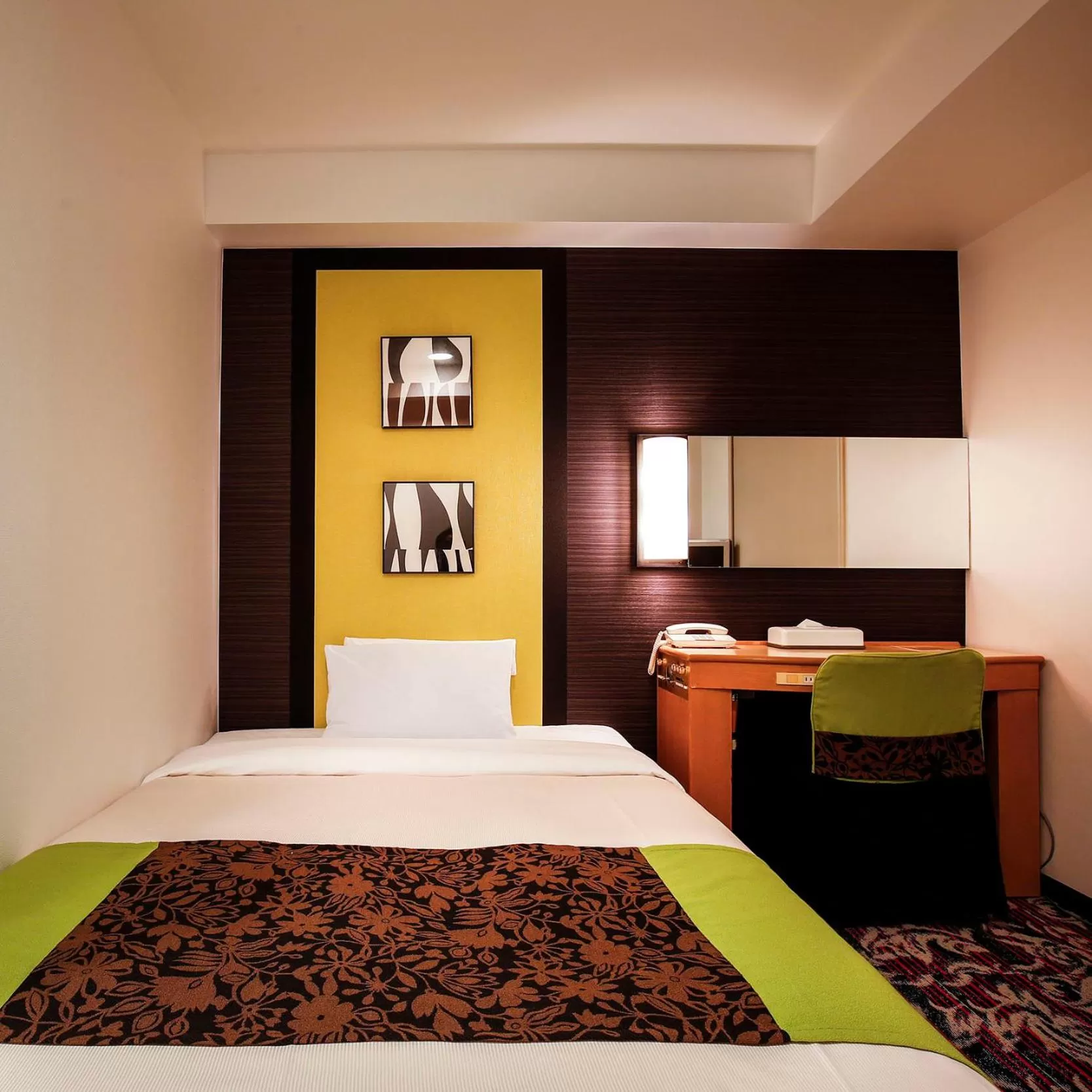 Bed in New Otani Inn Tokyo