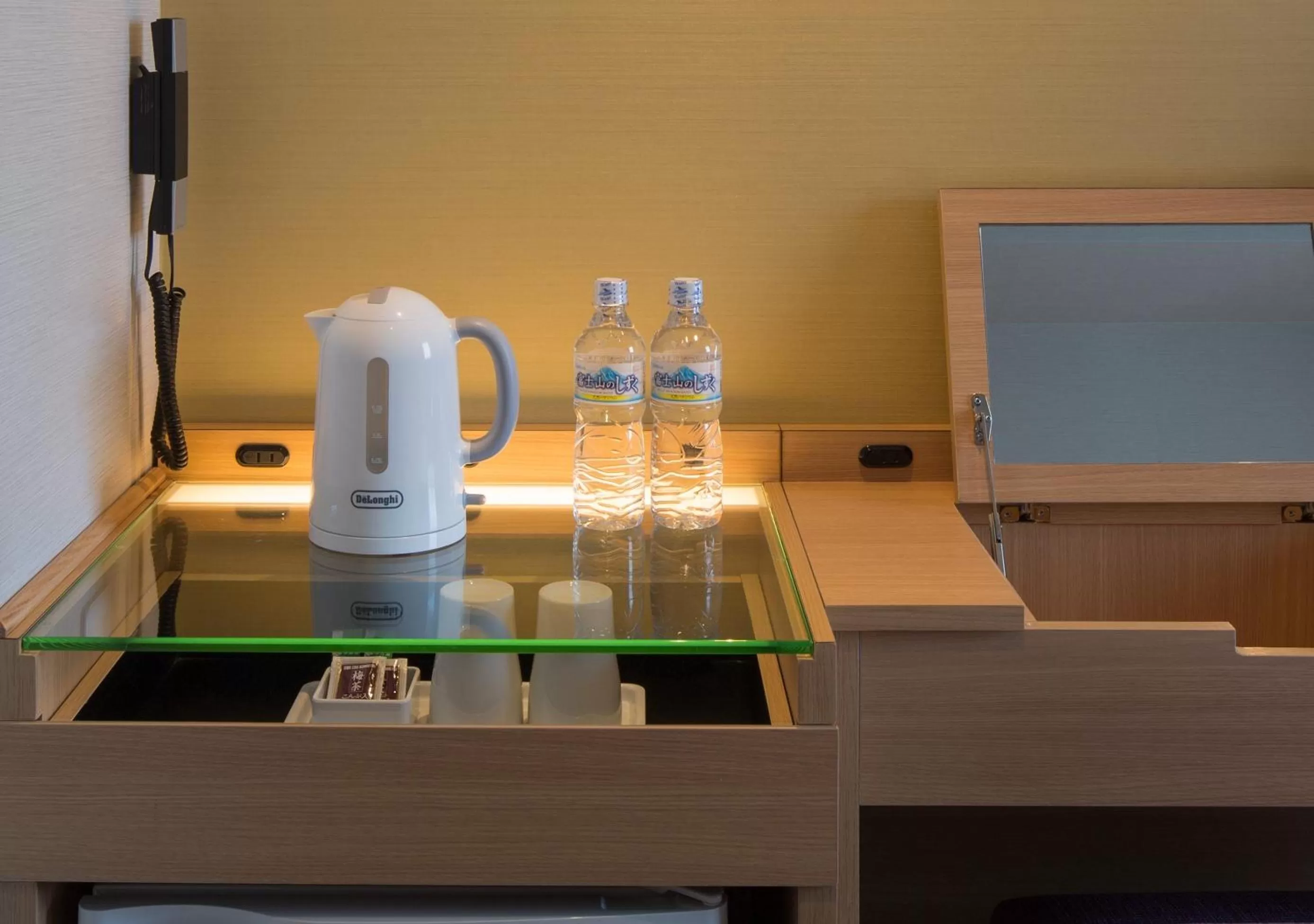 Area and facilities in E Hotel Higashi Shinjuku