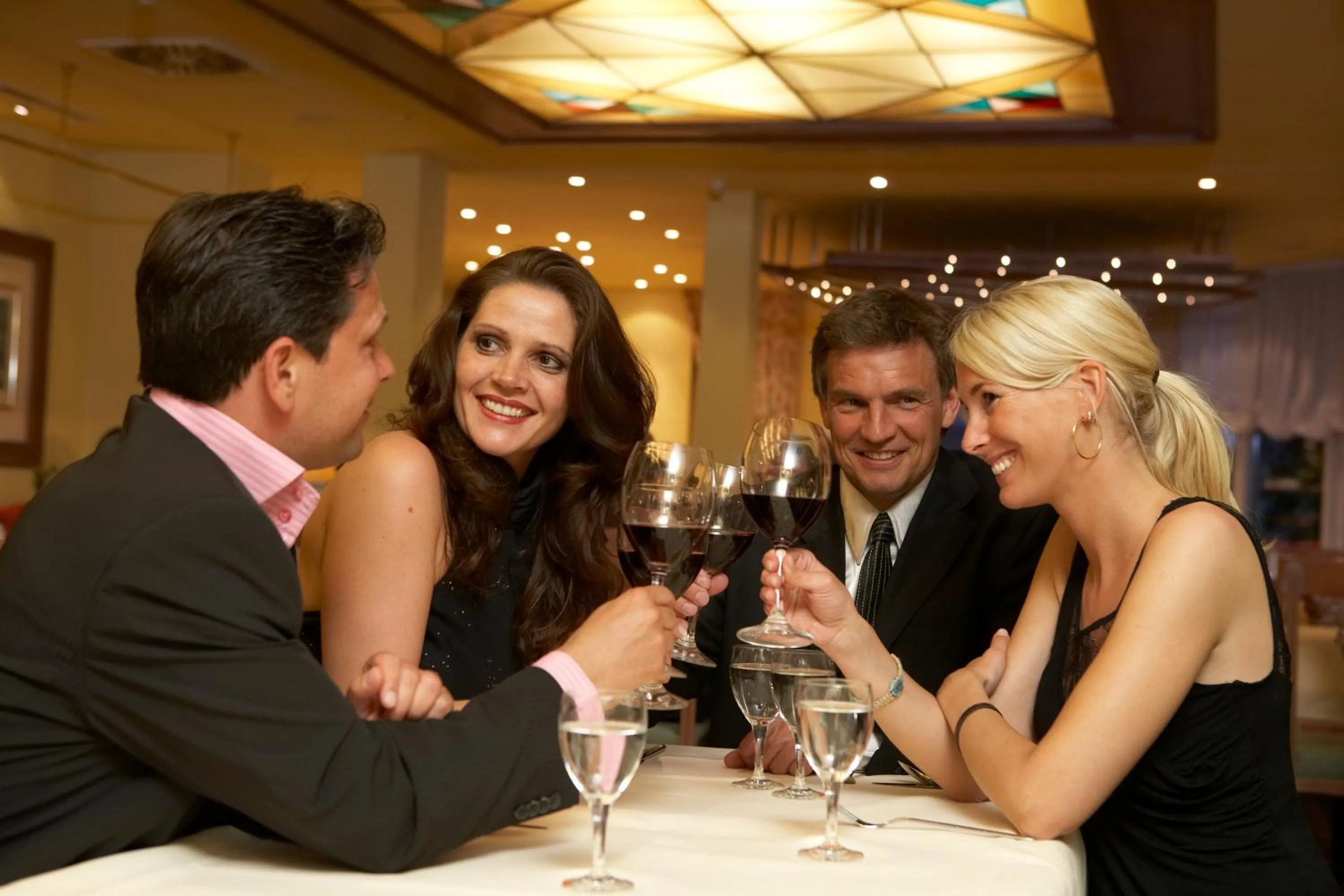 Lounge or bar in Göbel`s Hotel Quellenhof