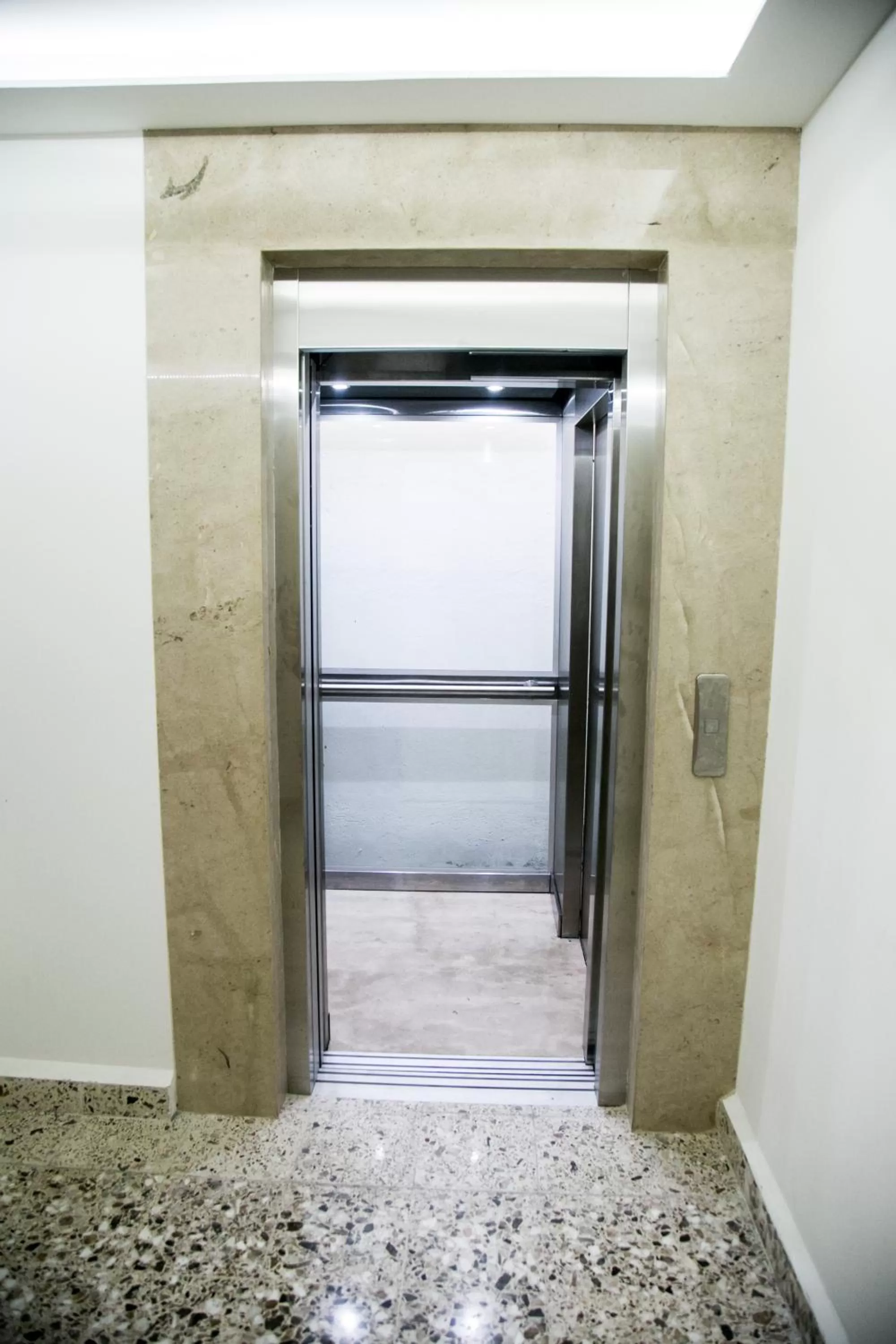 Property building in Booking 500