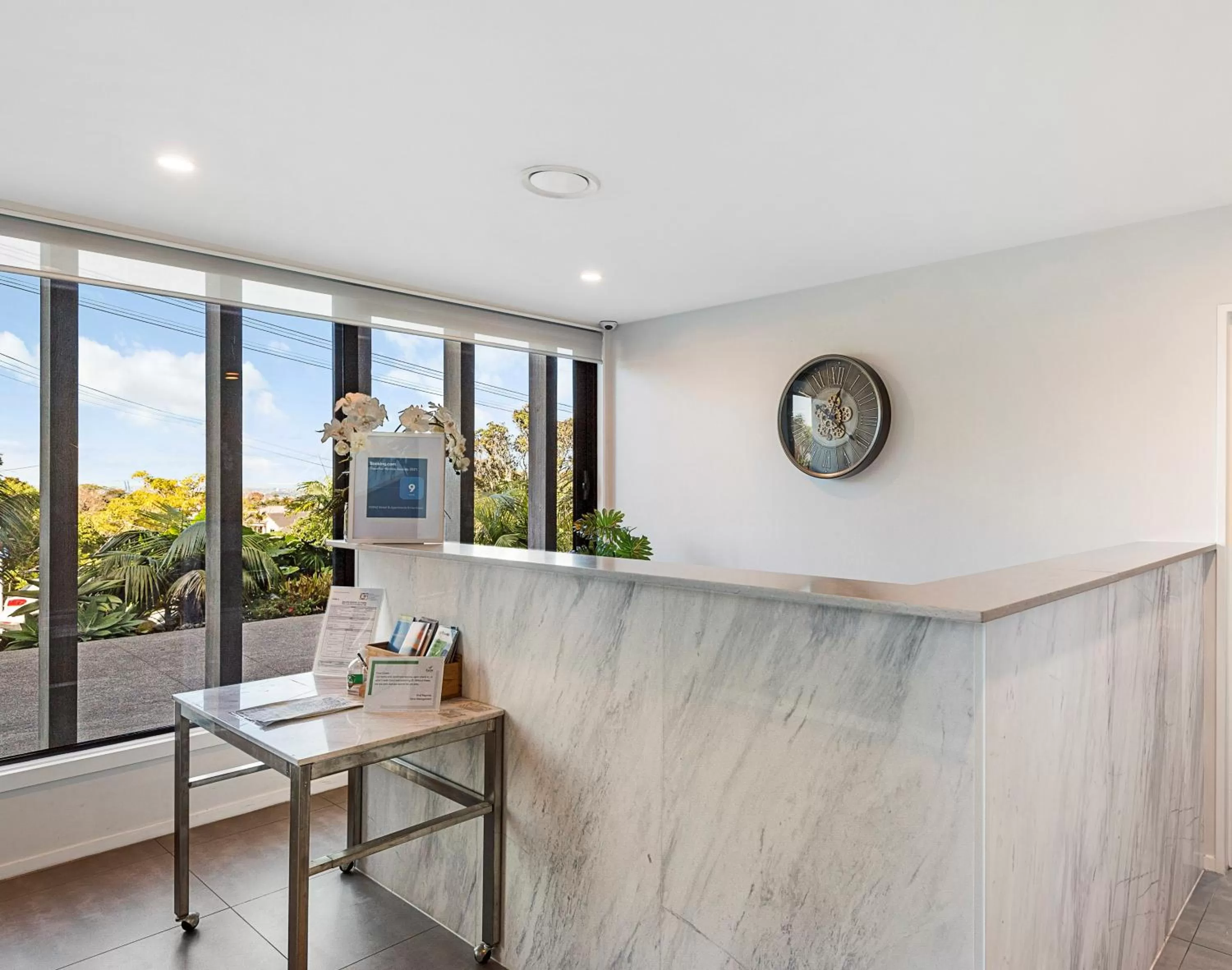 Lobby or reception in FERNZ Motel & Apartments Birkenhead