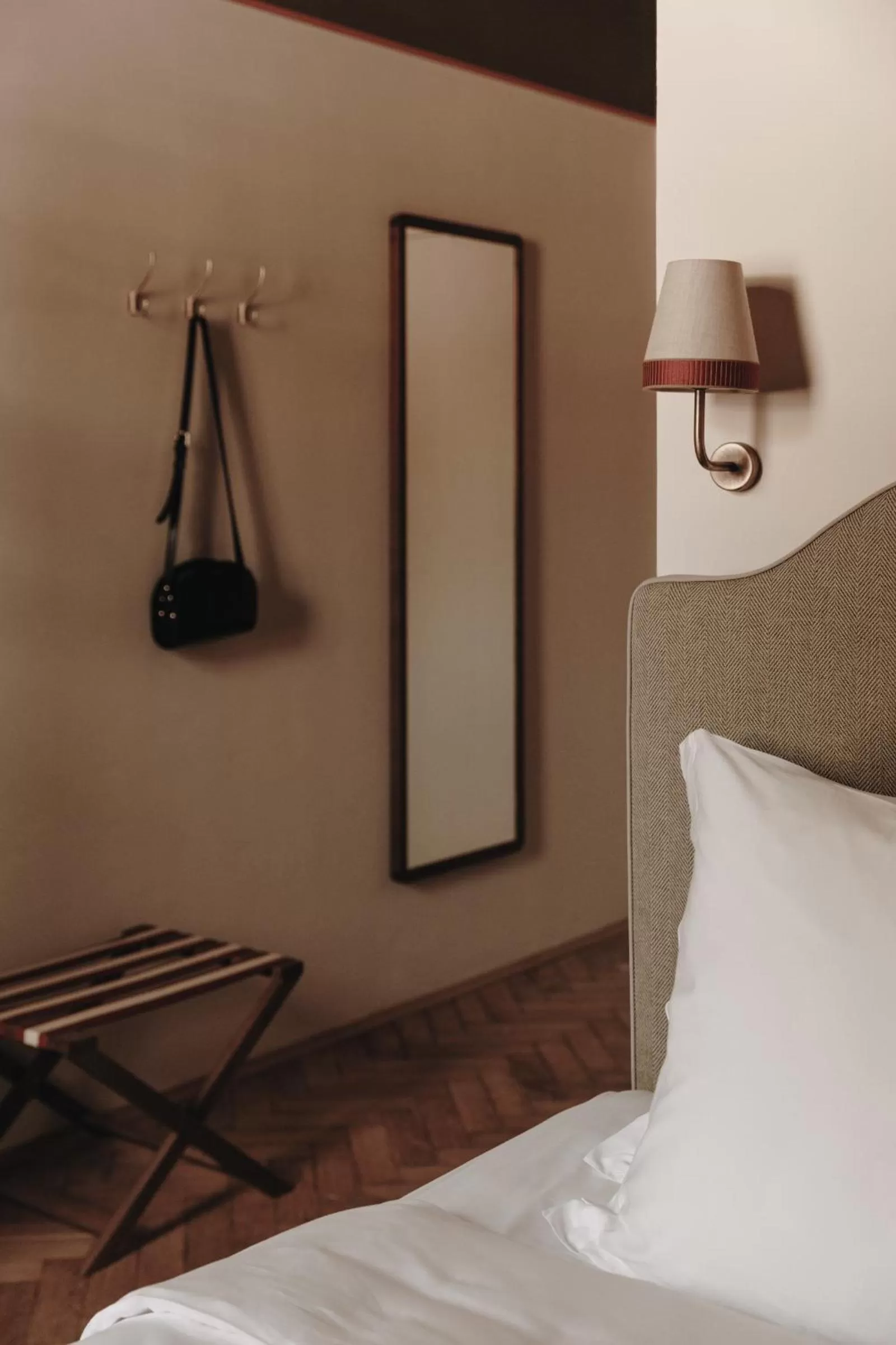 Photo of the whole room, Bed in Parkhotel Mondschein, a Member of Design Hotels