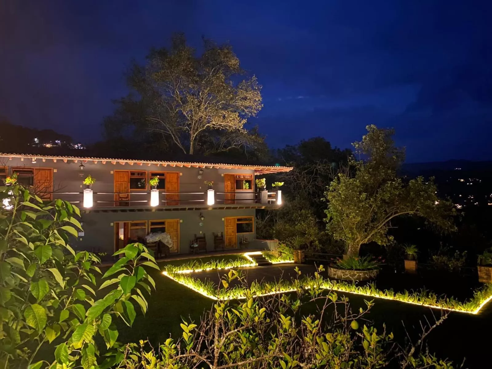 Property Building in San José Del Valle