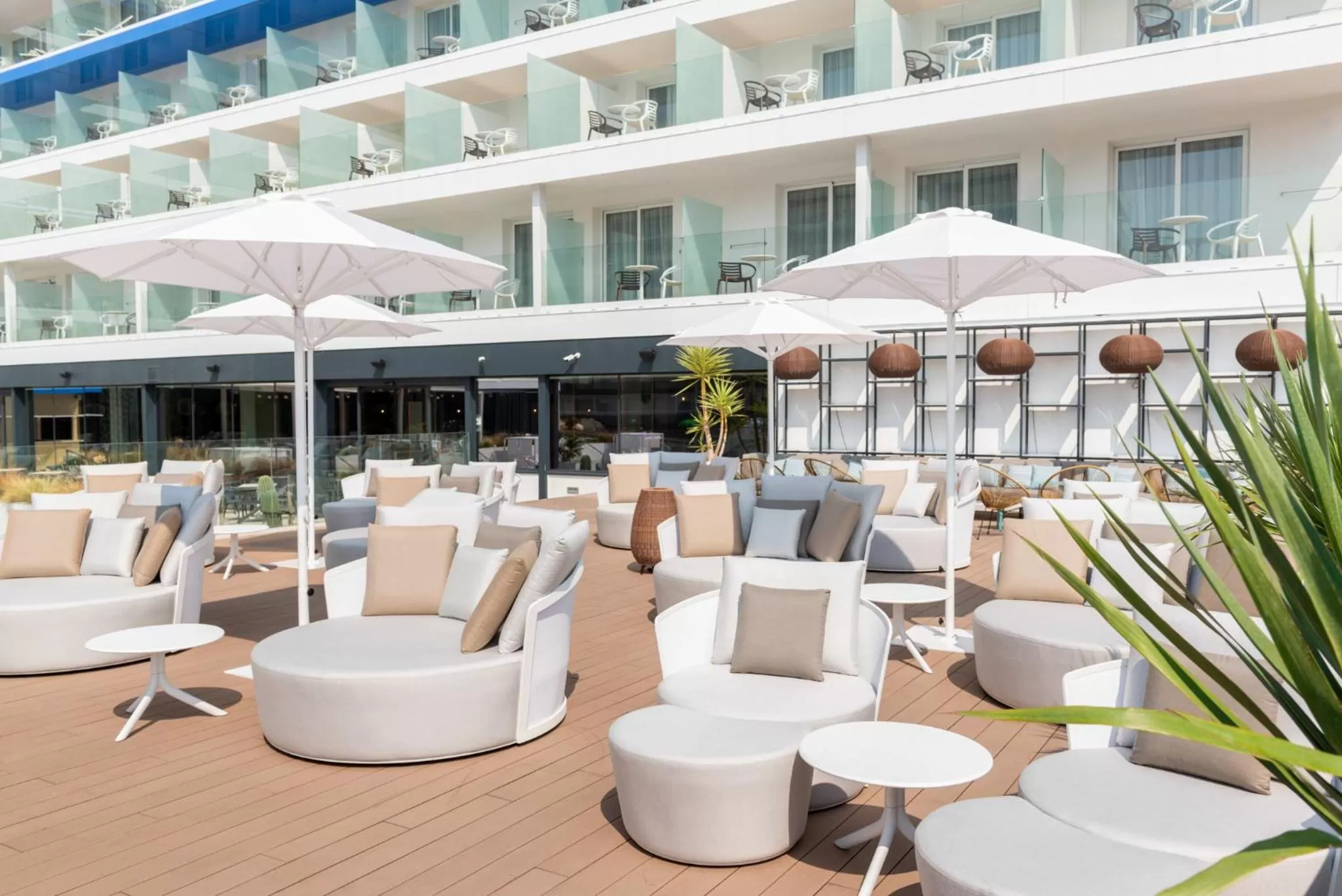 Balcony/Terrace in L'Azure Hotel 4* Sup