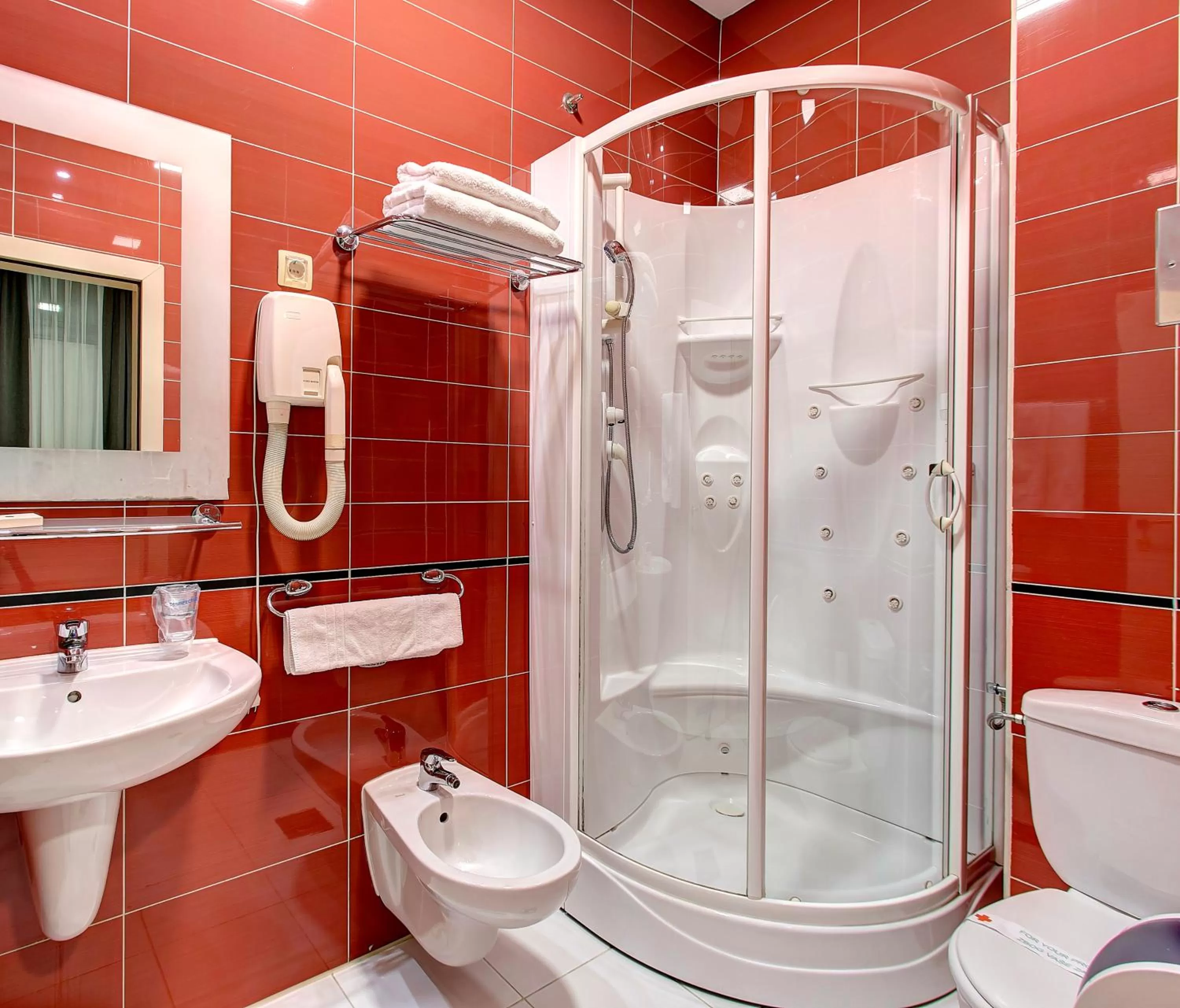 Shower in Hotel Le Pont