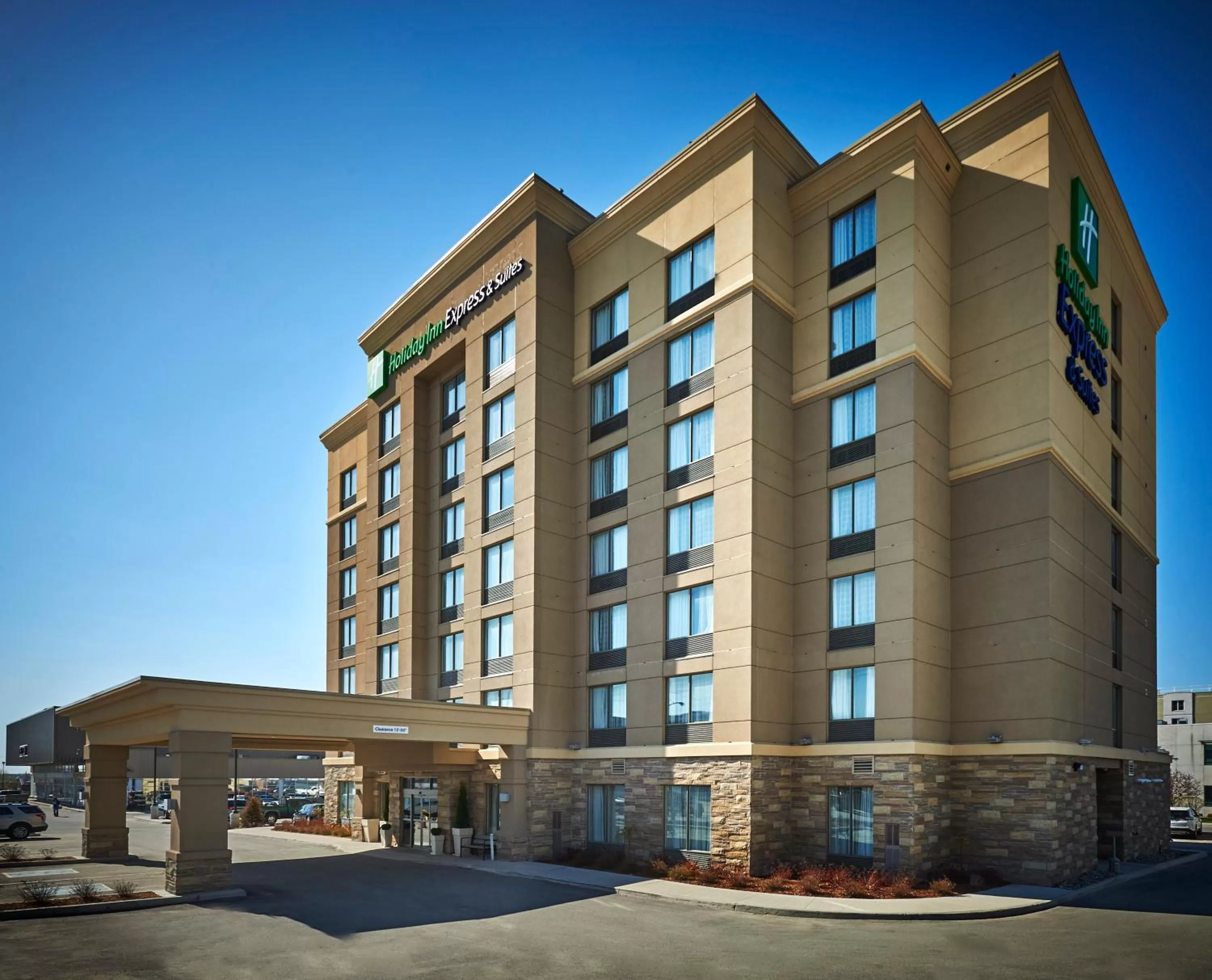 Holiday Inn Express & Suites Timmins by IHG