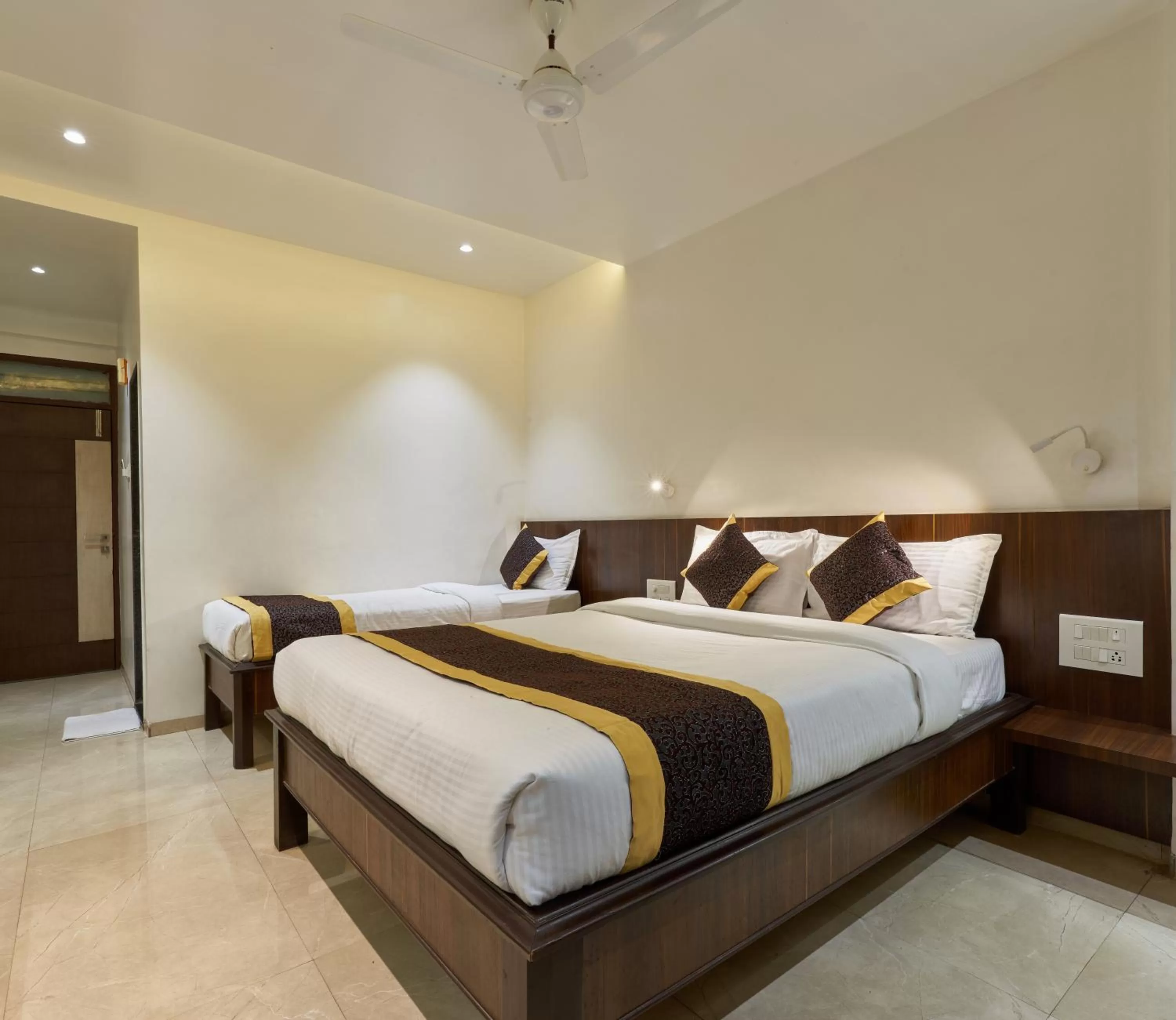 Bed in Hotel Fortune Inn