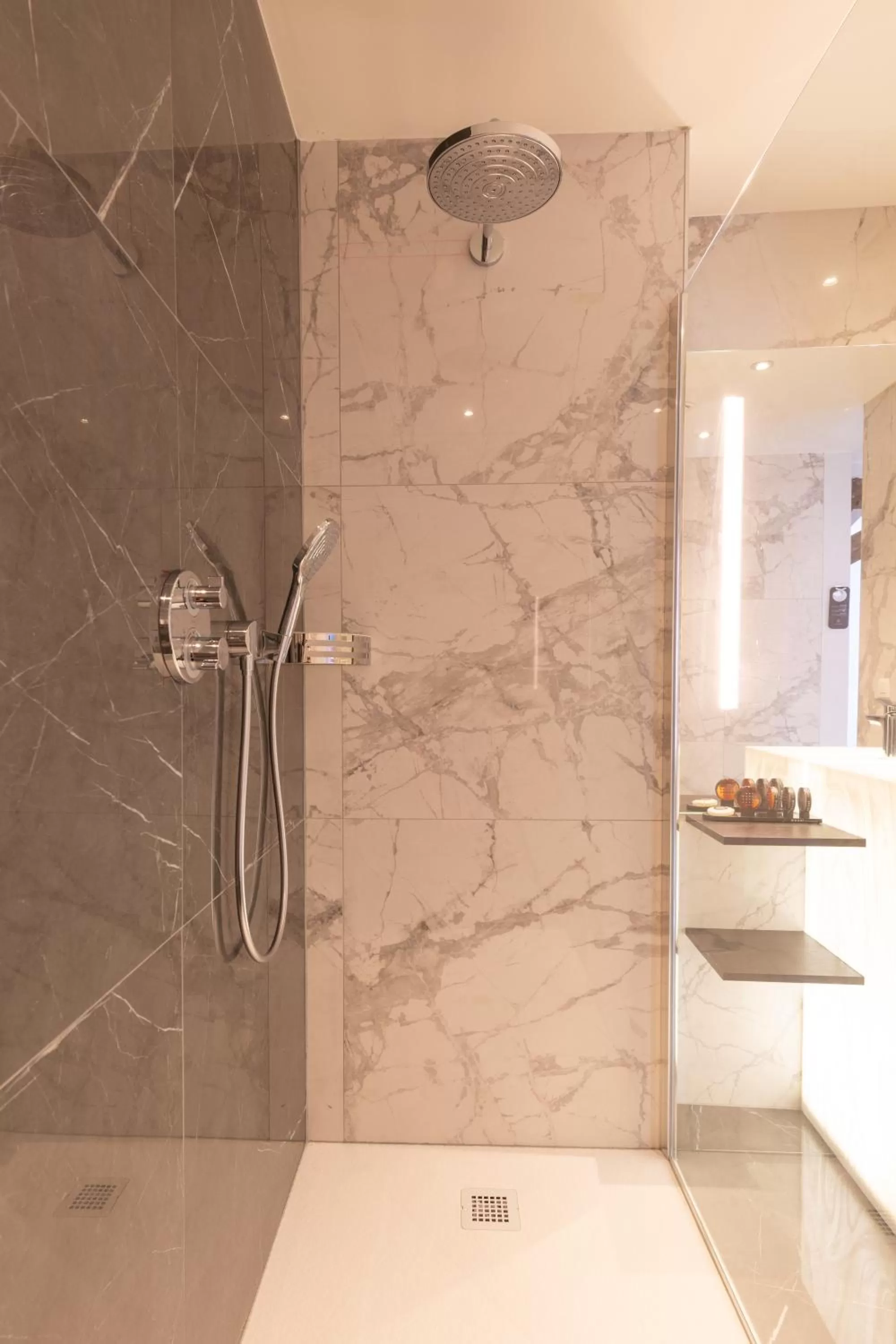 Shower in Boutique Hotel Sablon by CW Hotel Collection