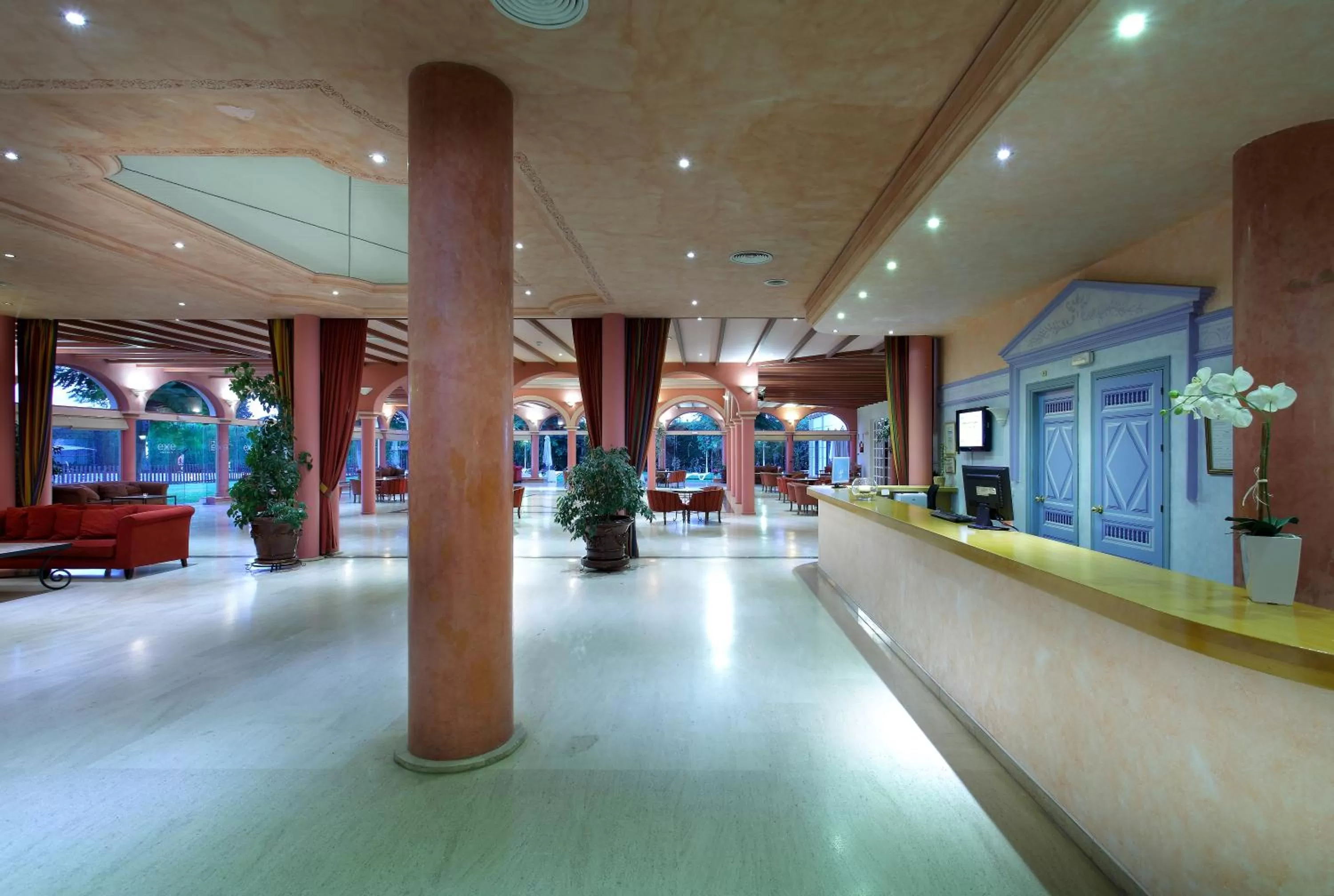 Lobby or reception in Exe Gran Hotel Solucar