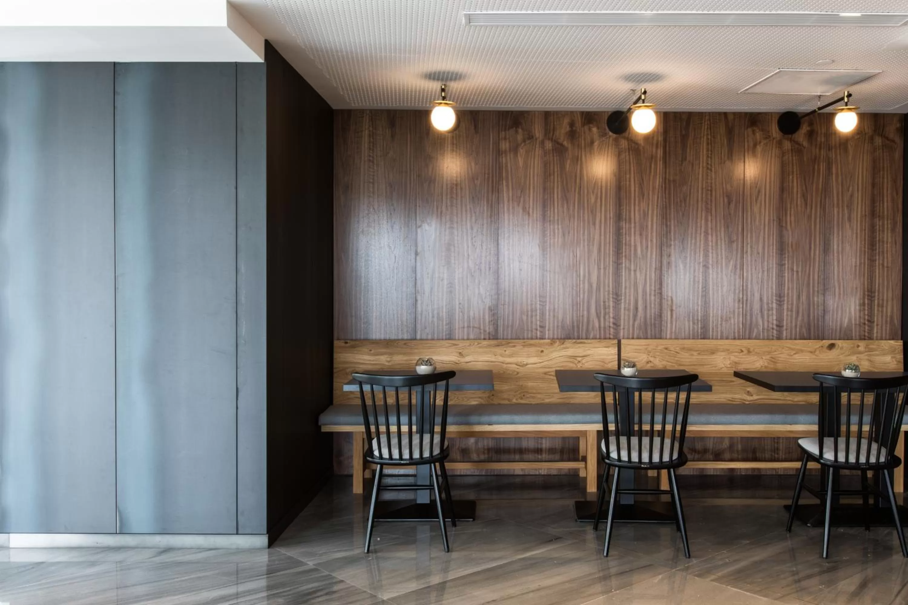 Restaurant/places to eat in Hotel Riazor