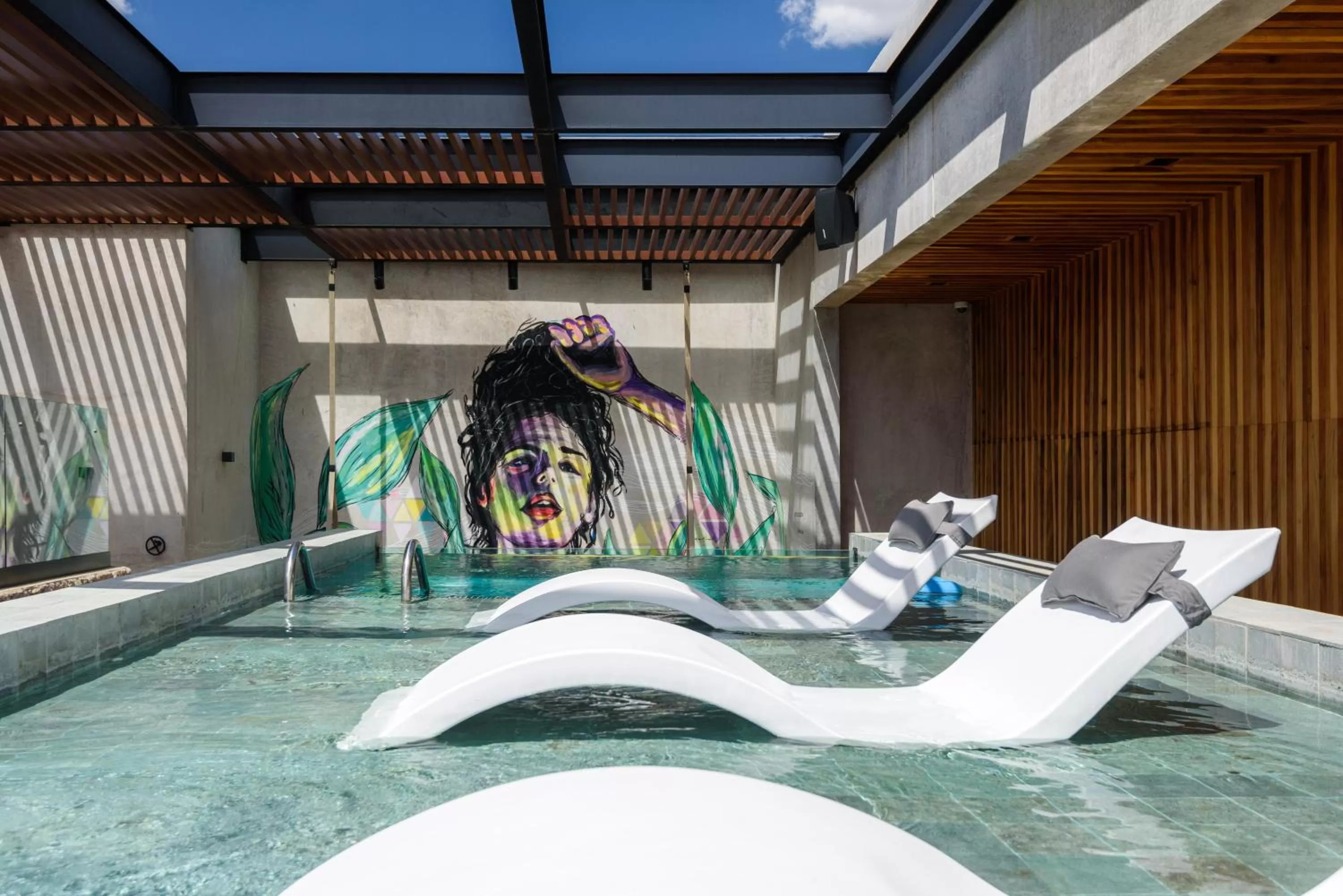 Off site in Diez Diez Collection