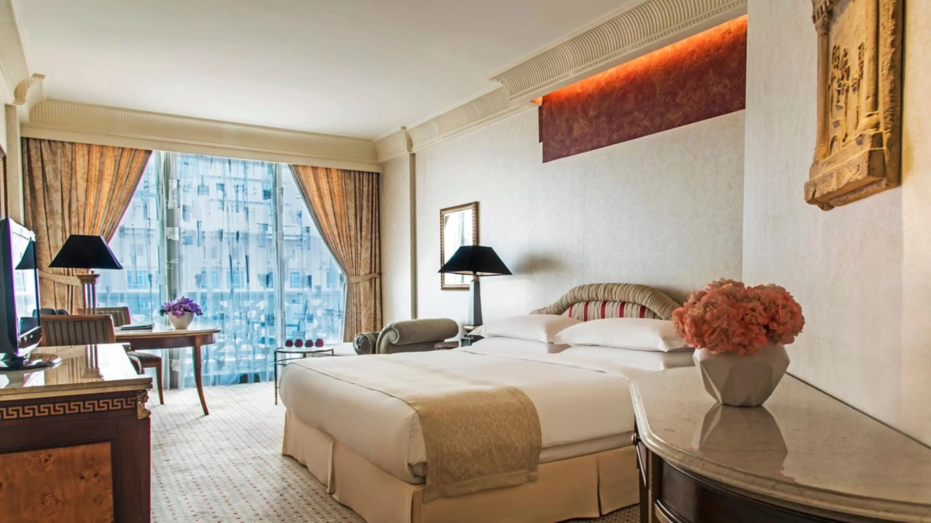 Photo of the whole room, Bed in InterContinental Phoenicia Beirut by IHG