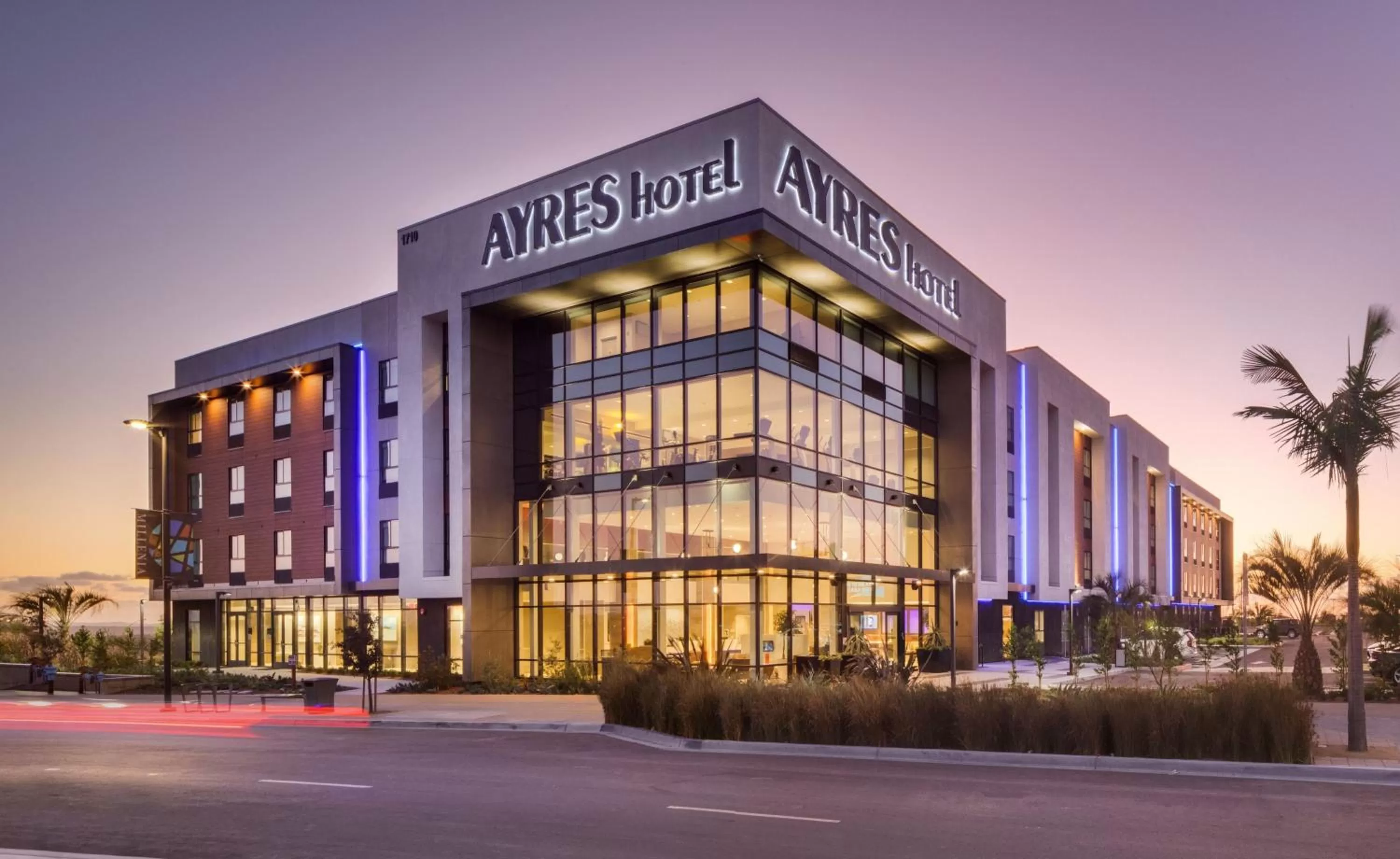Property building in Ayres Hotel San Diego South - Chula Vista