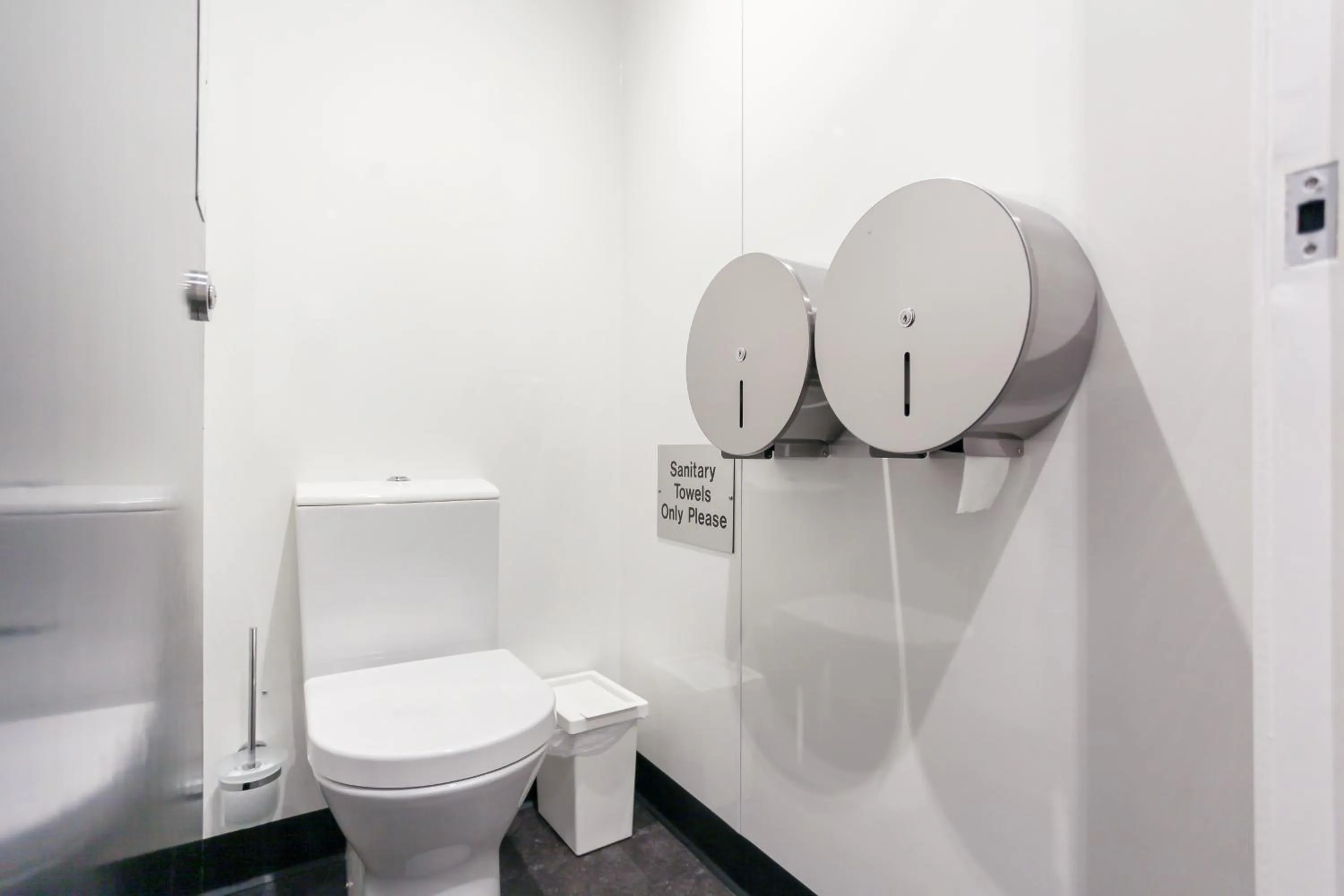 Toilet in West End Hotel